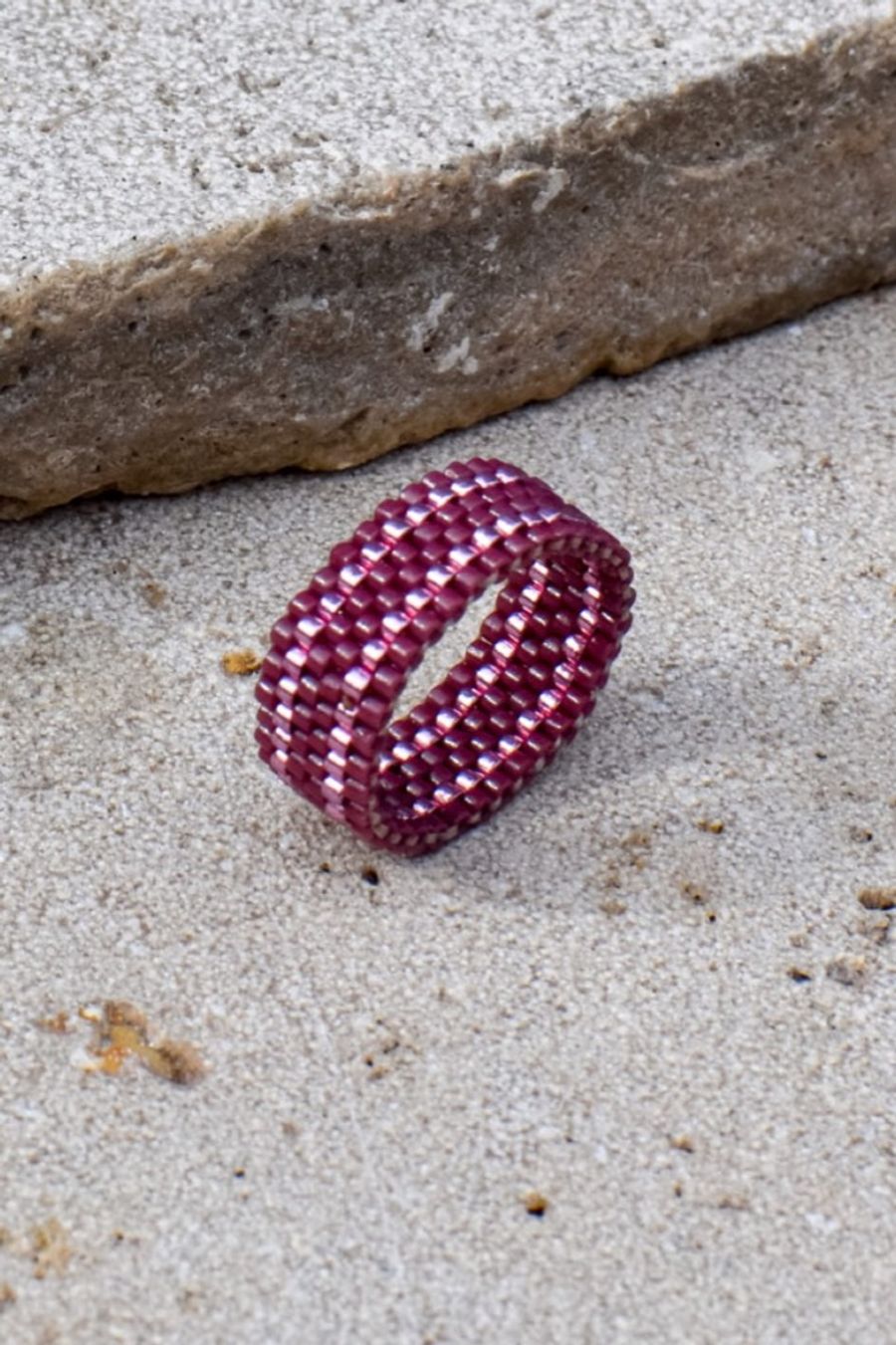Nina: Handmade glass bead ring