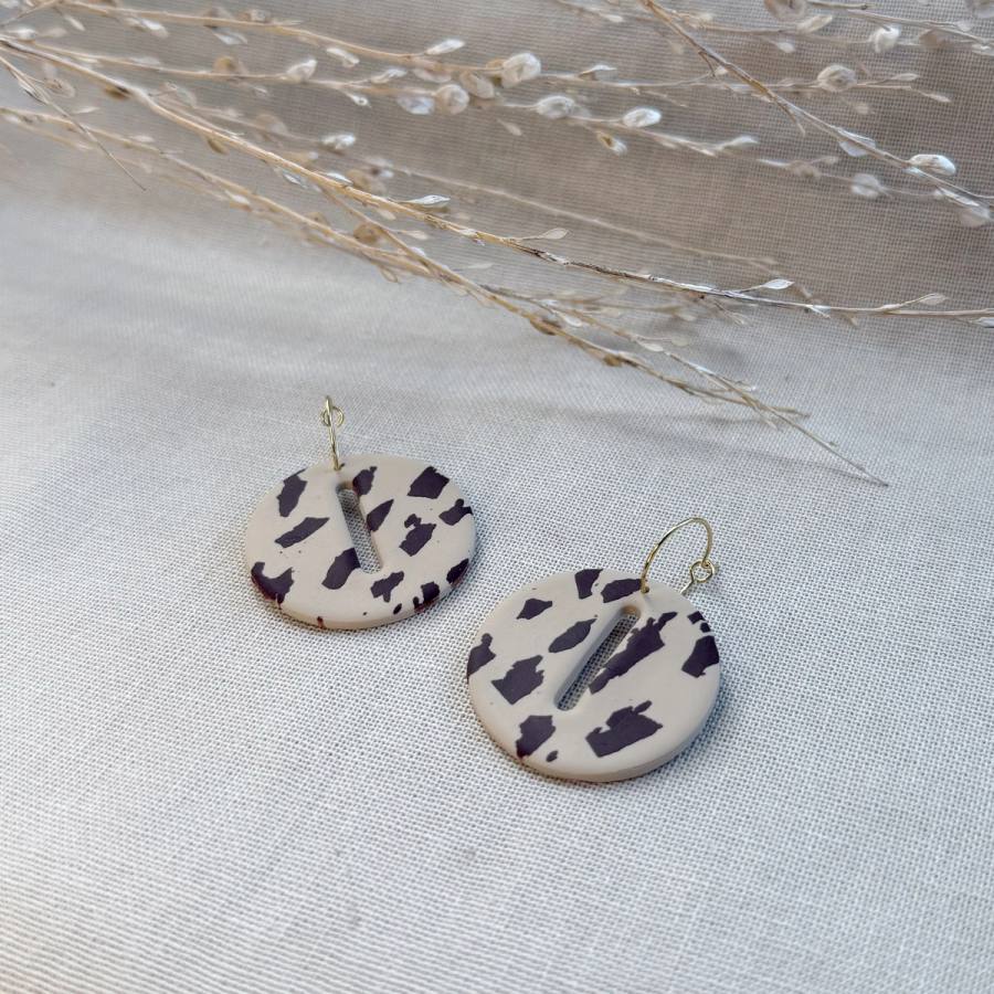 II: Boucles d'oreilles en argile polymère faites main (1)