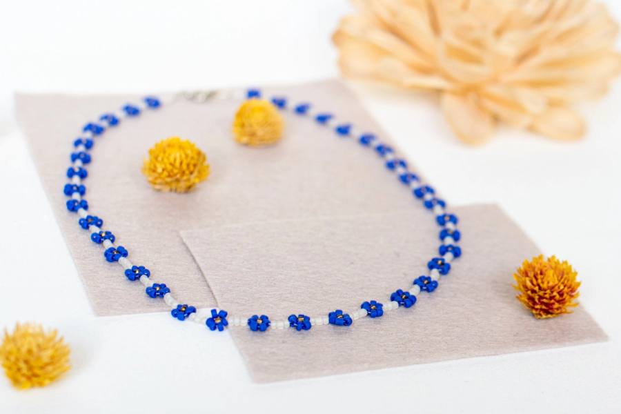 Lola -ketting: Pendientes de cuentas de cristal hechos a mano (1)