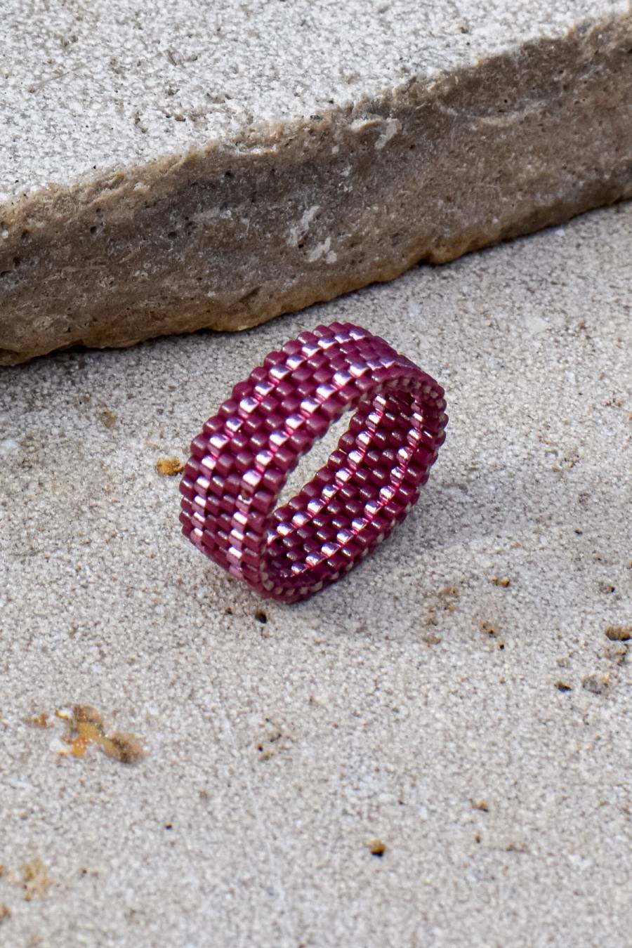 Nina: Anillo de cuentas de cristal hecho a mano (1)