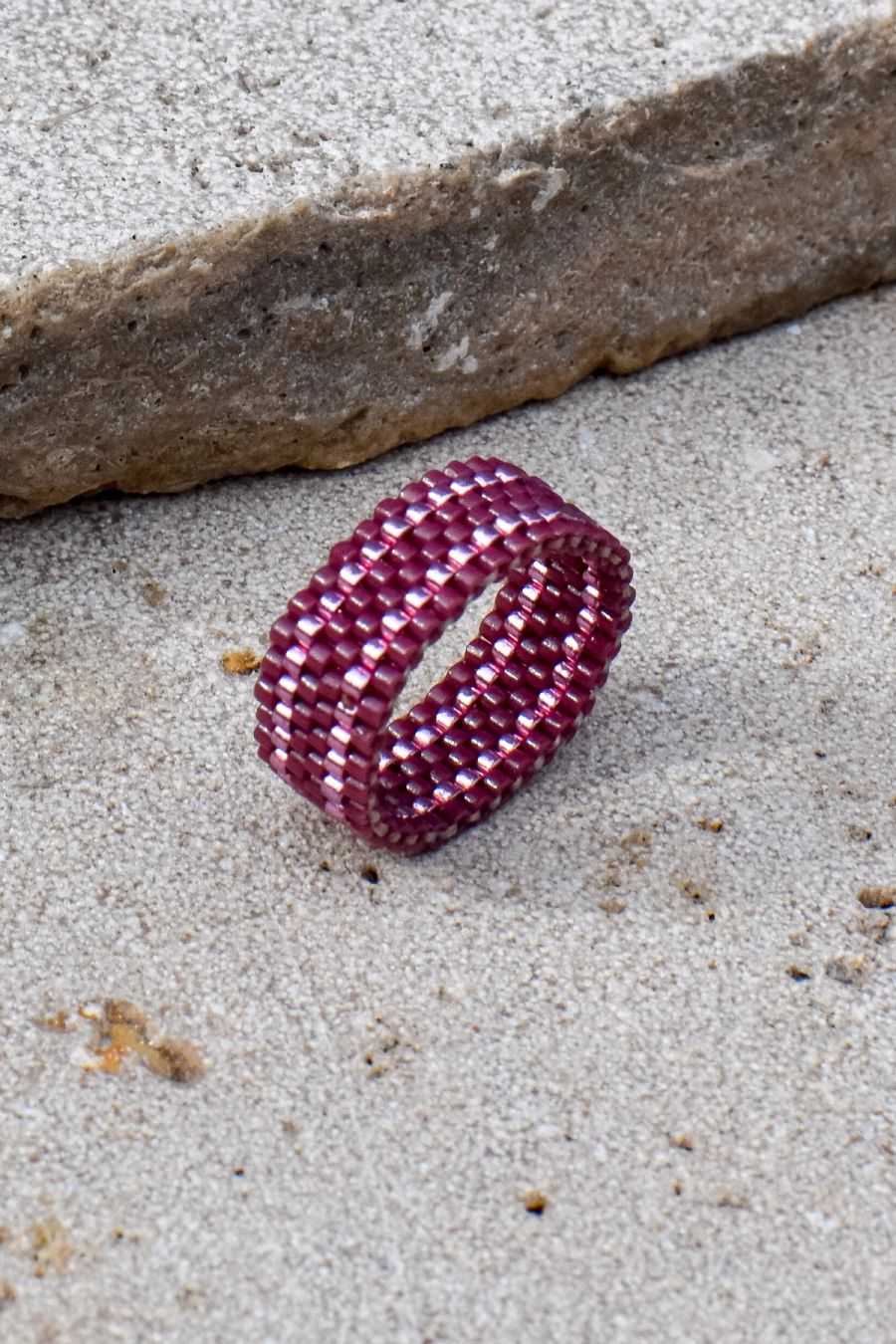 Nina: Handmade glass bead ring