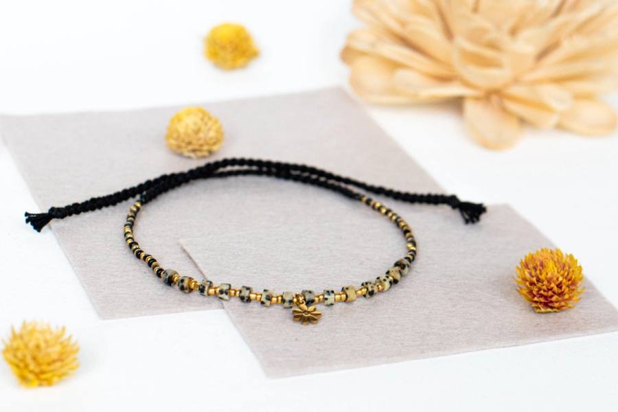 Nora - enkelbandje: Collar de cuentas de cristal hecho a mano (1)