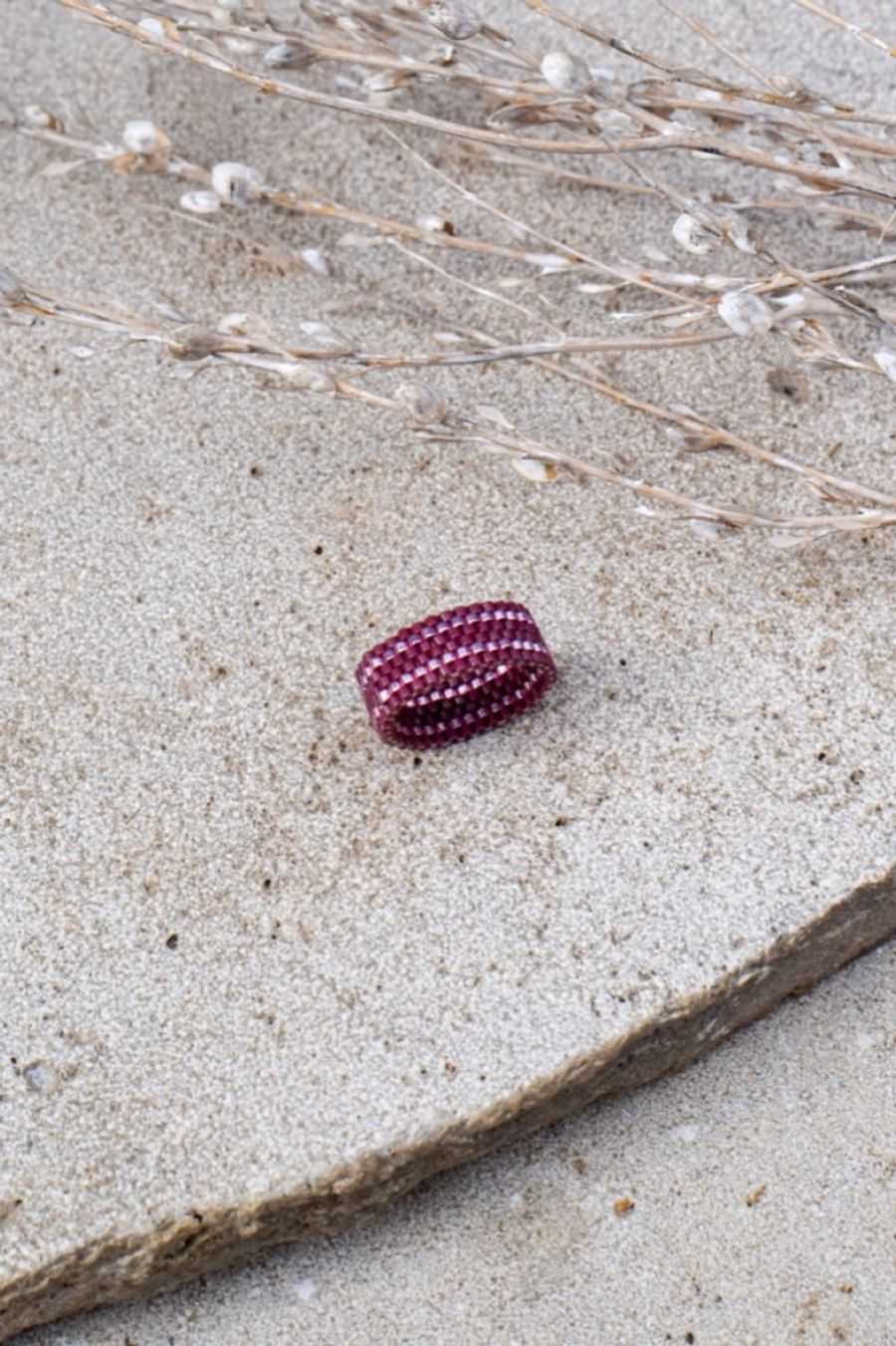 Nina: Handmade glass bead ring