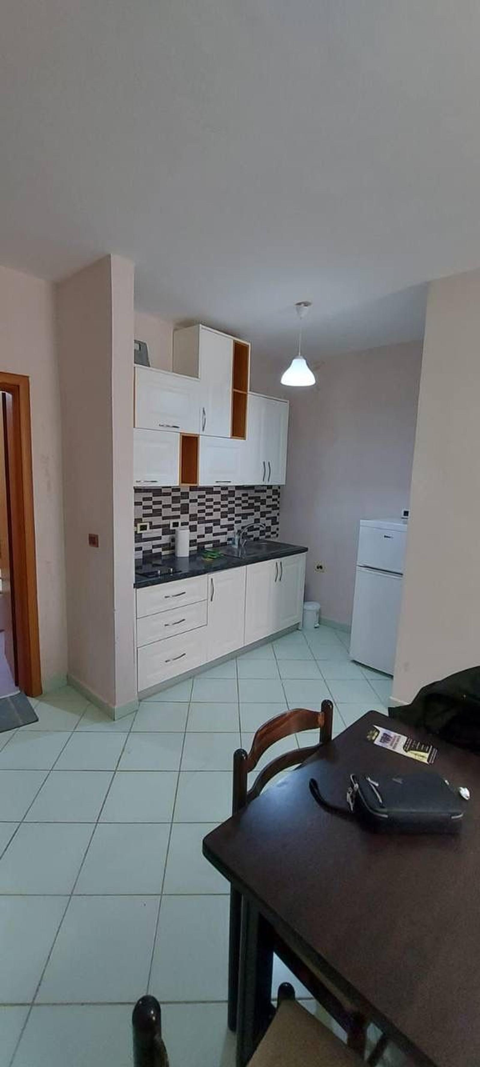 Wohnung 1+1 zum Kauf in Plazh, Durrës, 60 m² — Foto 1 von 6