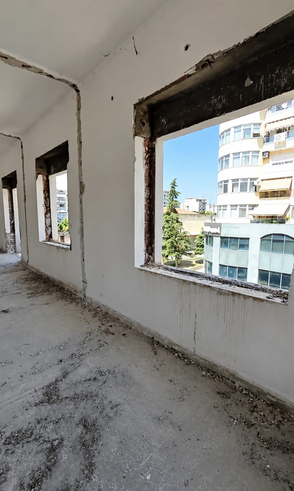 Shitet Apartament për Investim | Përballë Pallatit të Sportit & Stacionit të Trenit, Durrës
