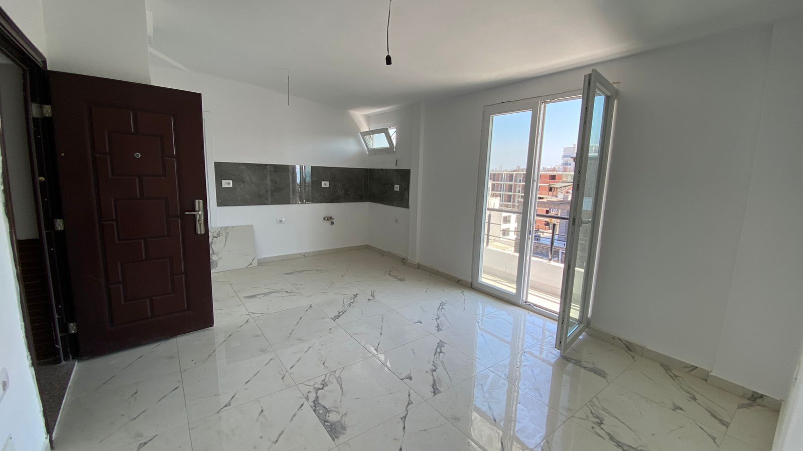 Shitet Apartament 2+1 | Golem, Durrës
