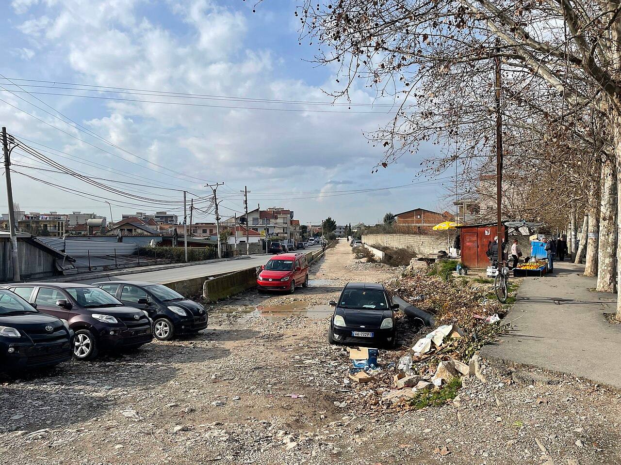Former railbed on Rruga Kastriotët, Tirana
