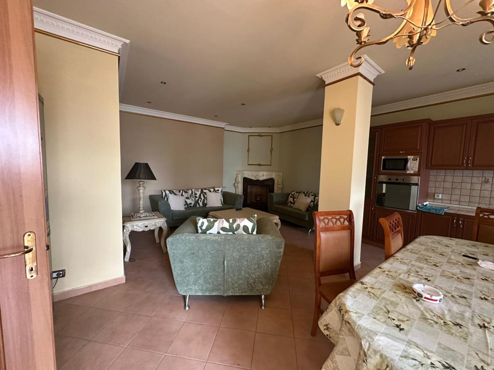 Wohnung 2+1 zum Kauf in Stadtzentrum, Durrës, 130 m², Meerblick — Foto 2 von 12