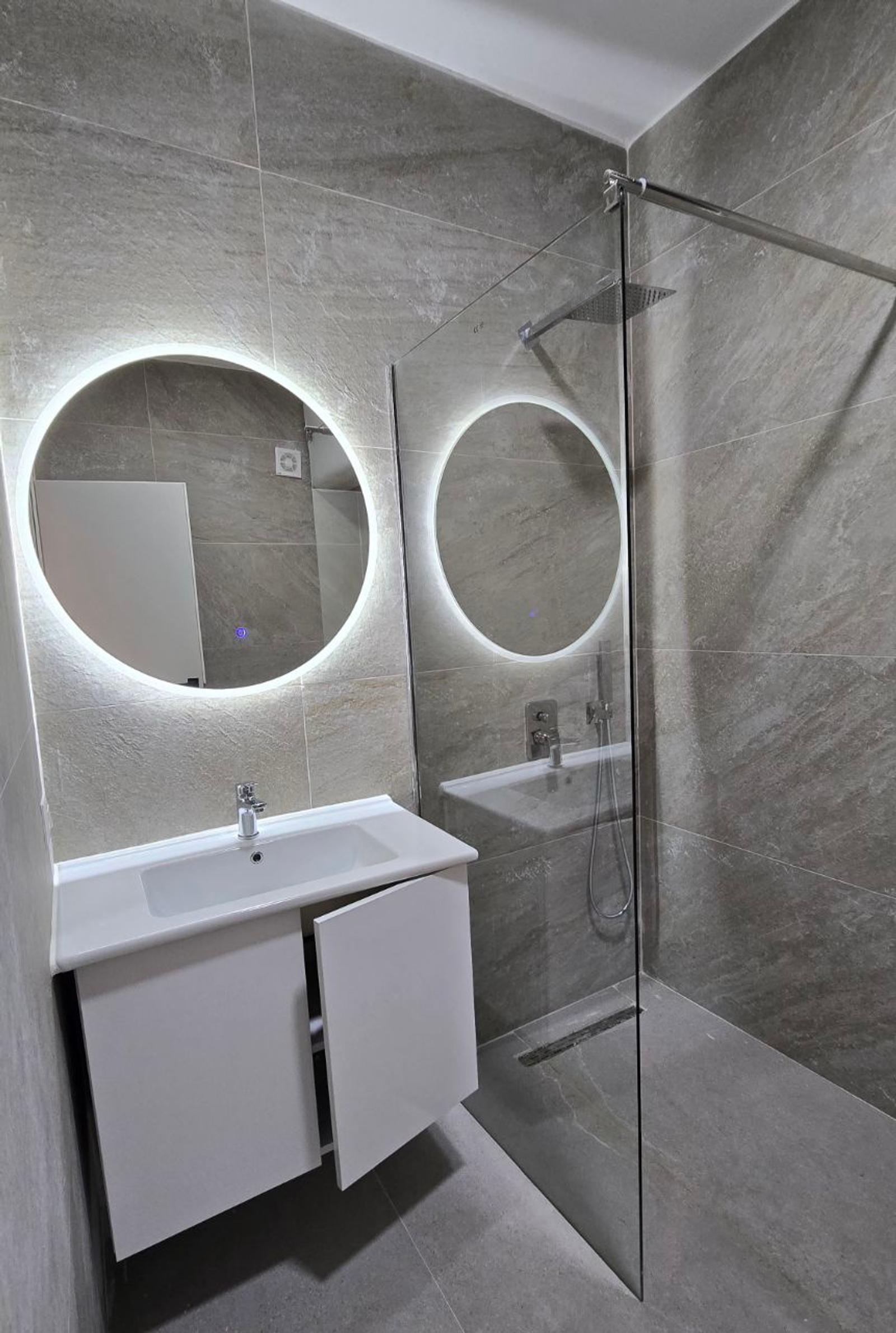 Wohnung 2+1 zum Kauf in Plazh, Durrës, 110 m², Meerblick — Foto 9 von 13