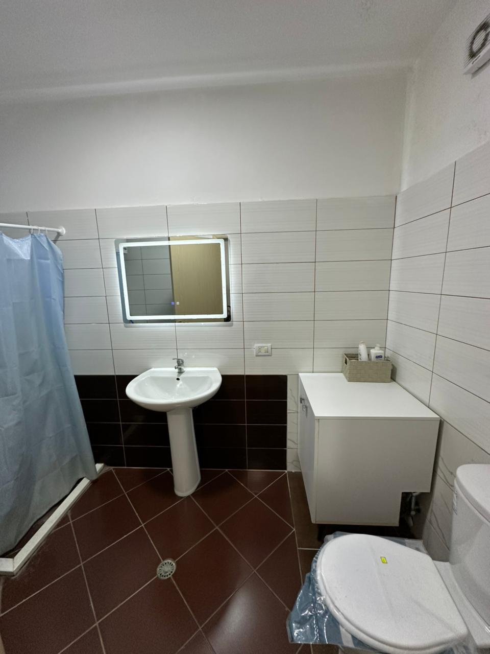 Shitet Apartament 1+1 i Mobiluar | Plazh, Durrës