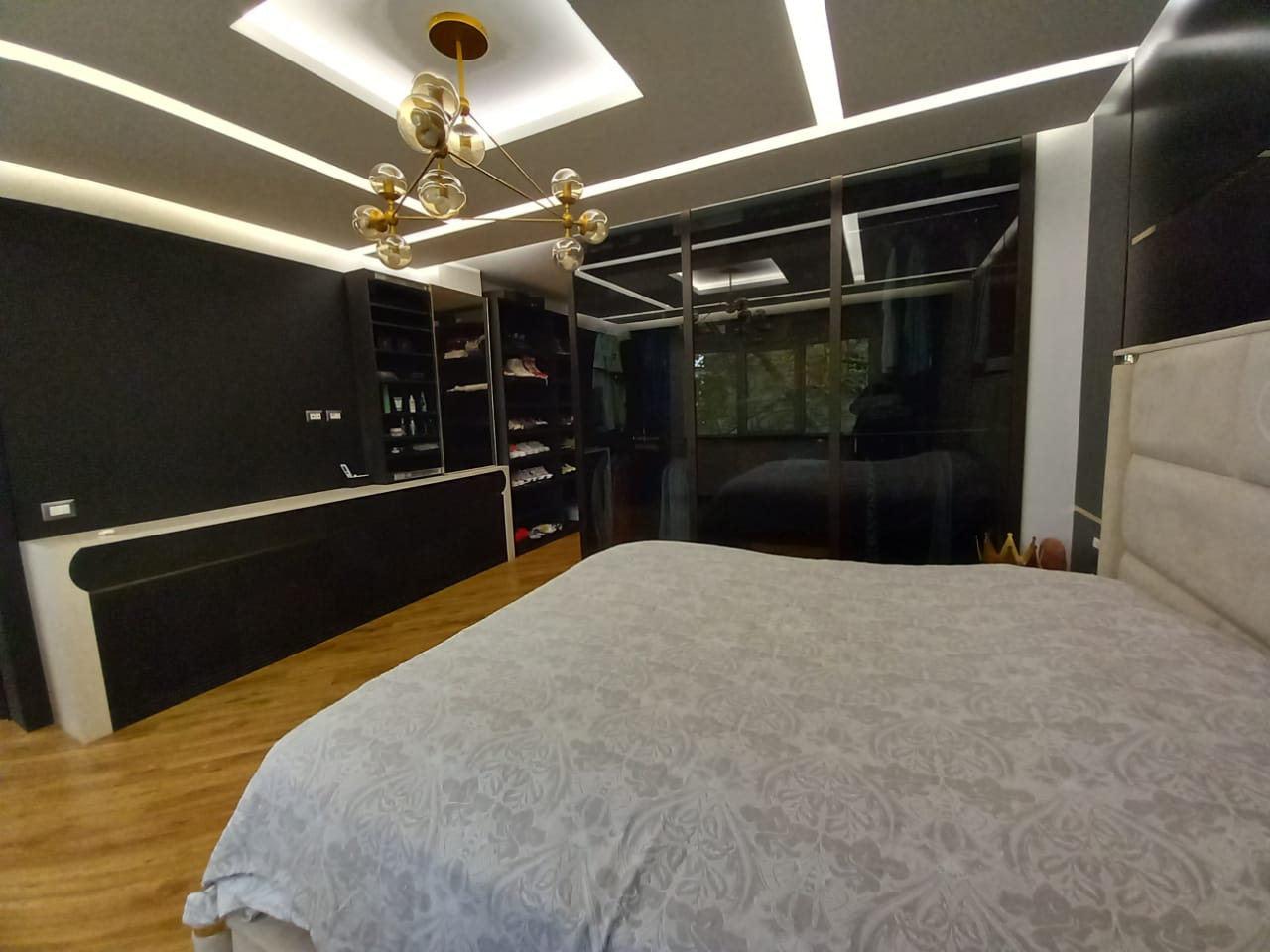 Shitet Apartament Luxury 4+1 | Plazh Iliria, Durrës