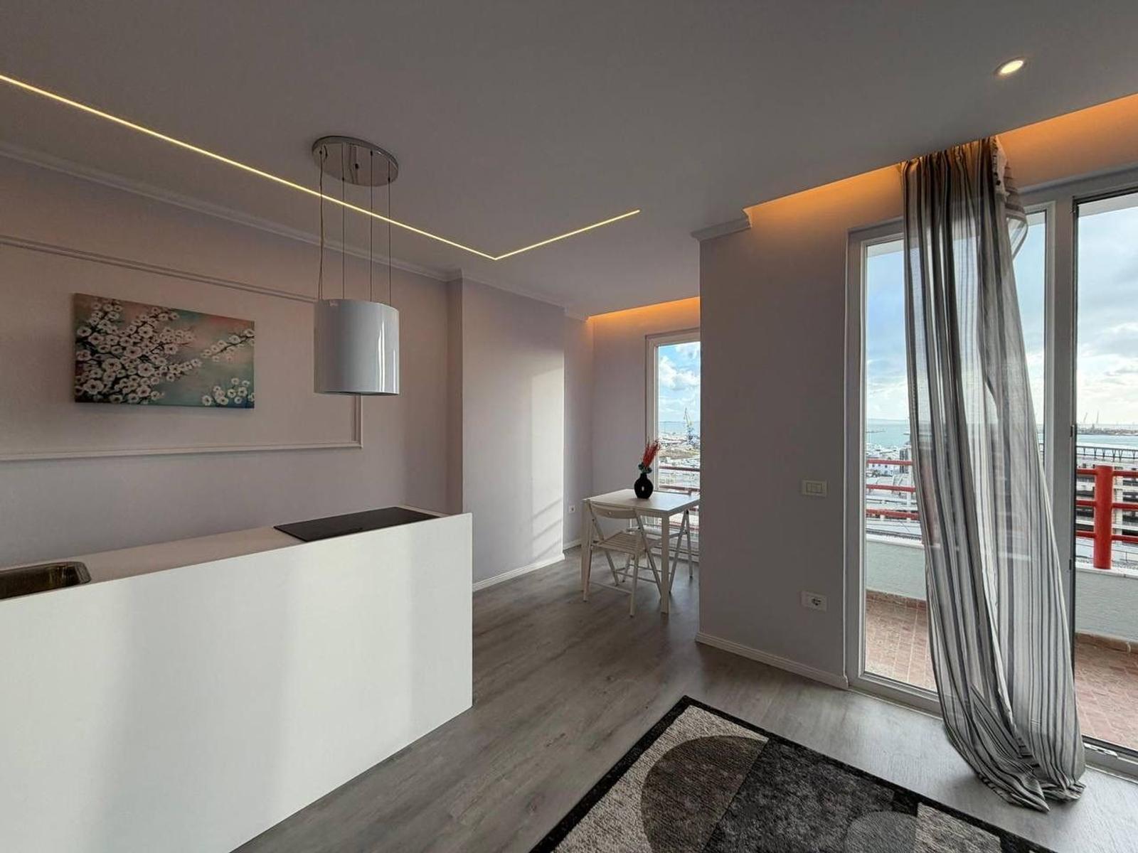 Wohnung 1+1 zum Kauf in Stadtzentrum, Durrës, 80 m² — Foto 1 von 6