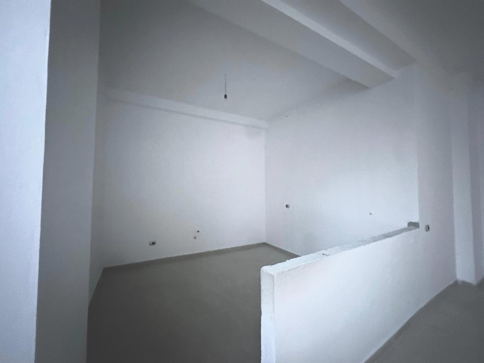 Gewerbefläche zum Kauf in Stadtzentrum, Durrës, 194 m² — Foto 3 von 8