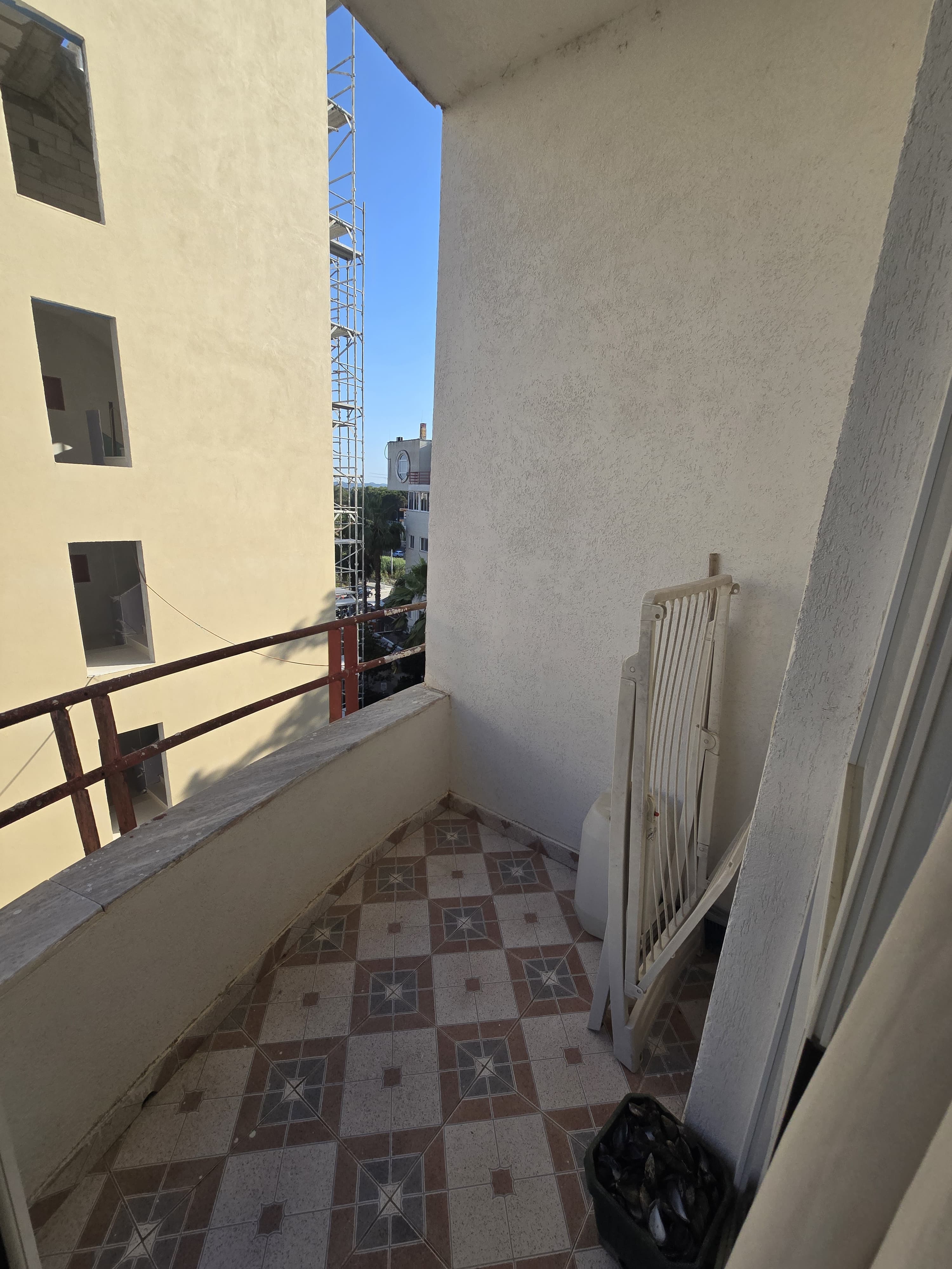 Shitet Apartament 1+1 | Mali i Robit, Durrës