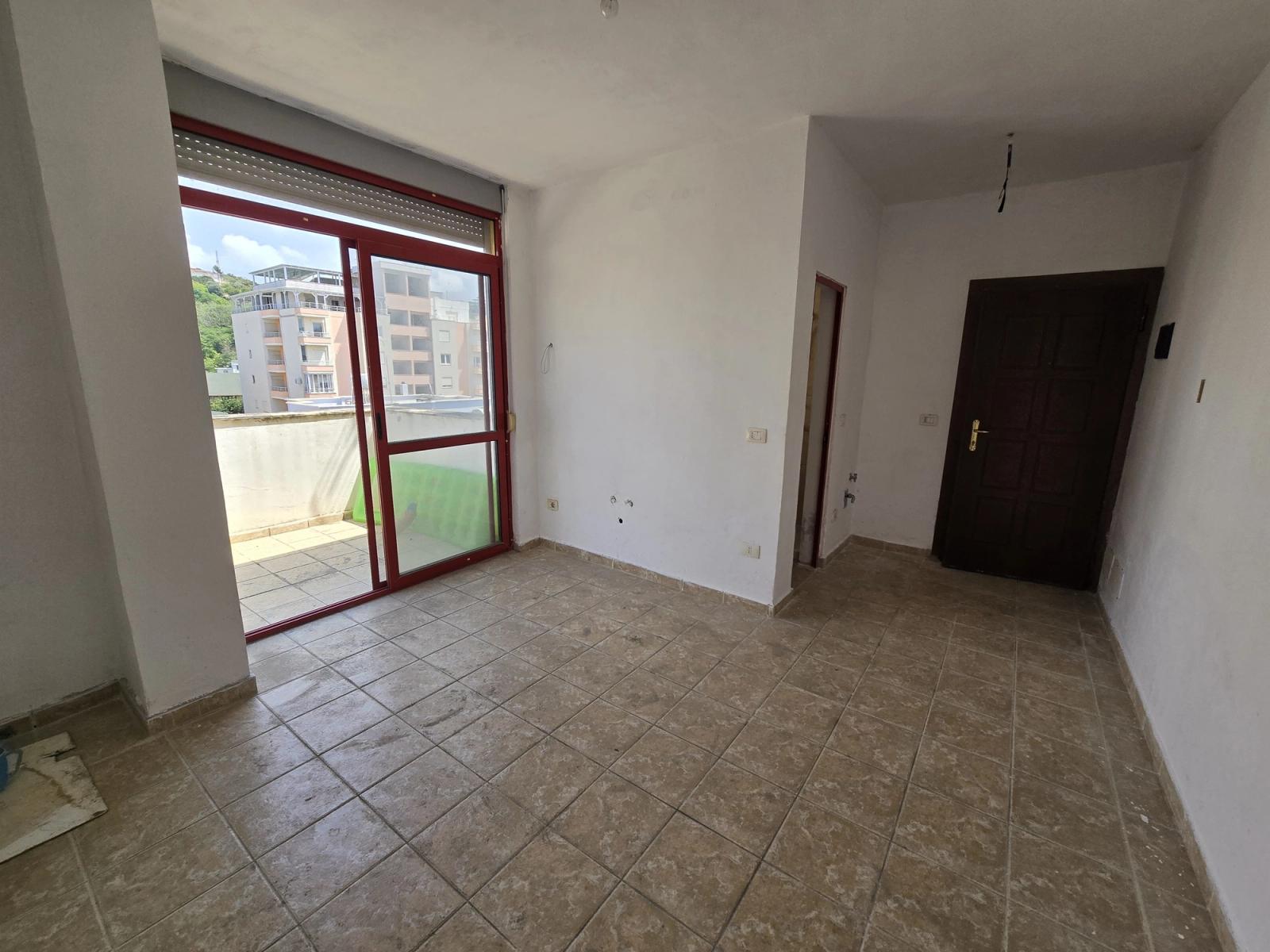 Apartament 1+1, në shitje, Shkëmbi, Durrësi, 42 m², pranë detit — foto 1 nga 32