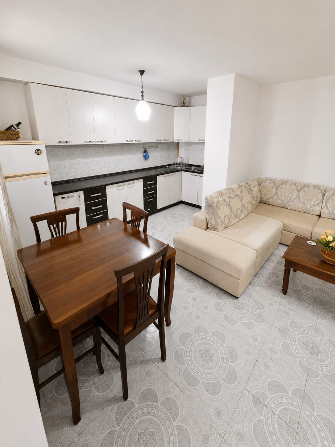 Shitet Apartament 1+1 | Pranë Spitalit, Durrës