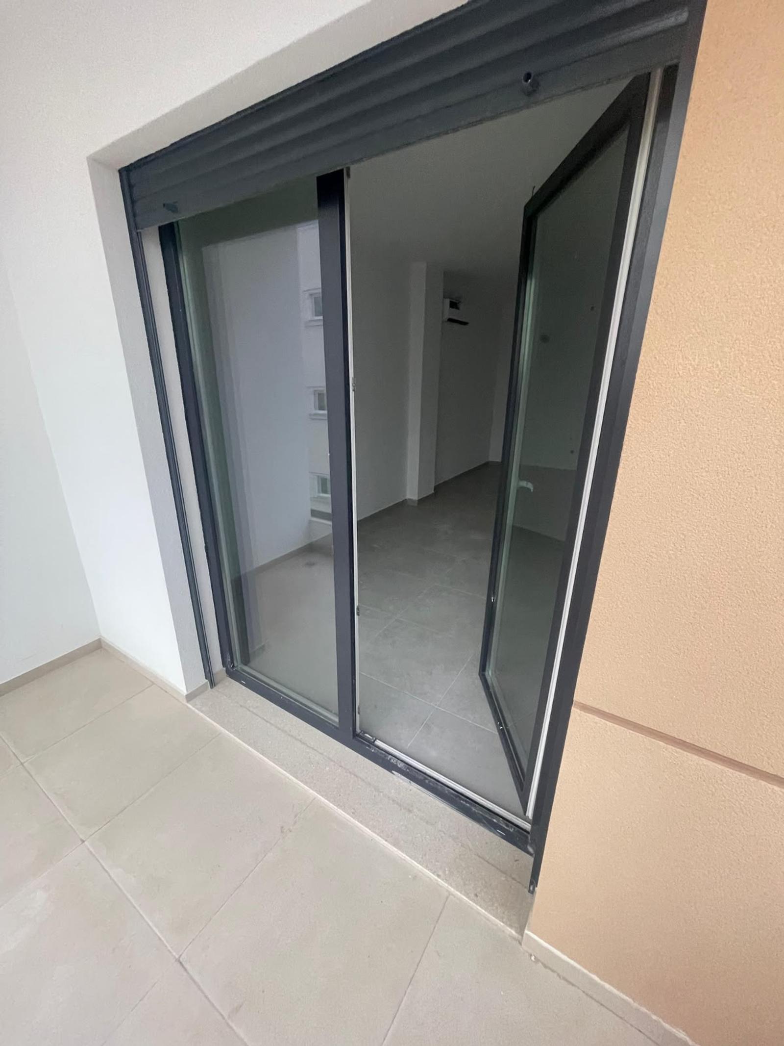 1+1 apartment for sale in Mali i Robit, Durres, 43 m² — photo 6 of 12