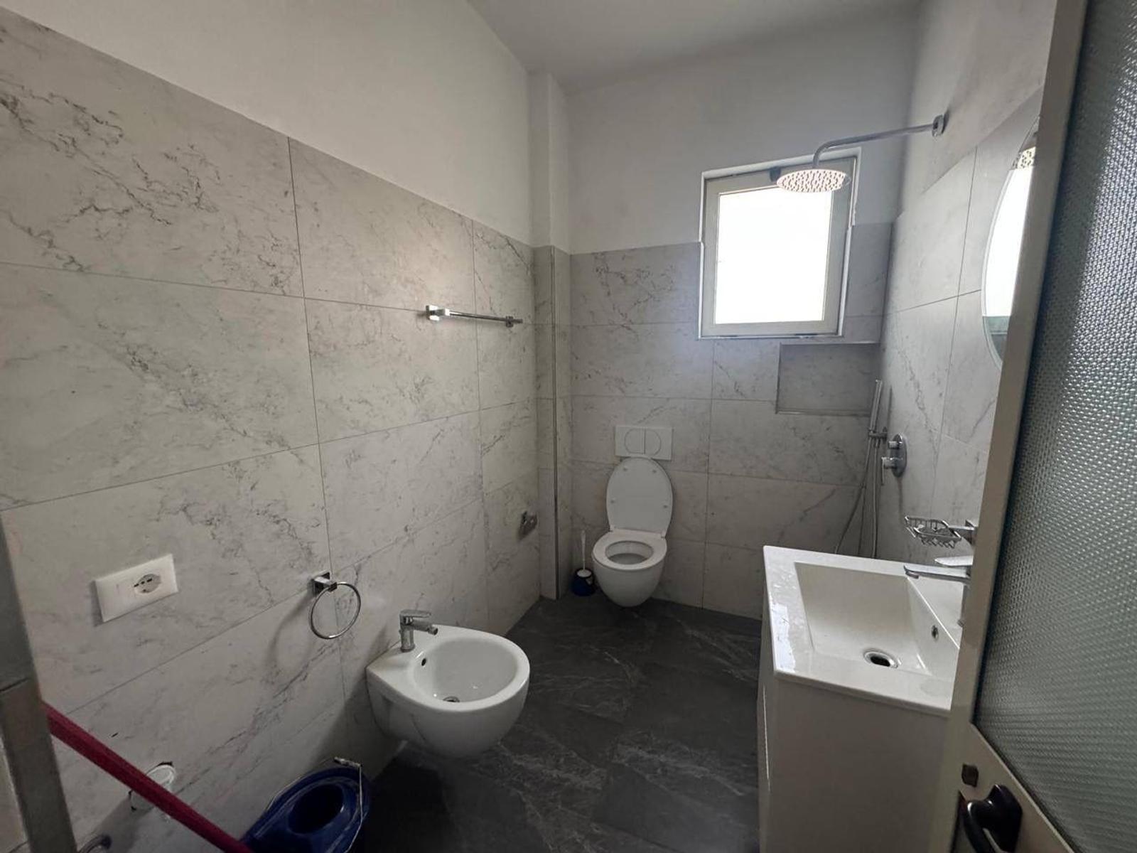 Gewerbefläche zum Kauf in Plazh, Durrës, 2193 m² — Foto 10 von 30