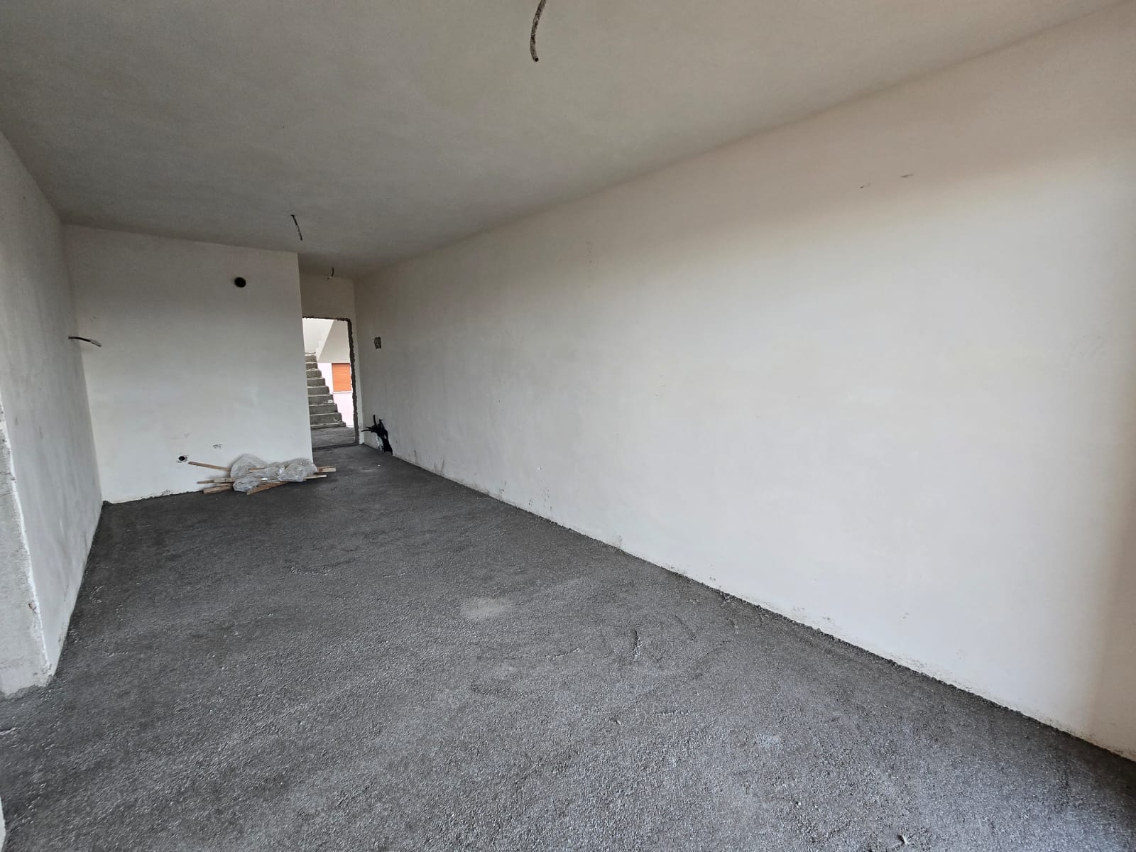 Shitet Apartament 2+1 në Fazë Ndërtimi | Rrota e Kuqe, Durrës