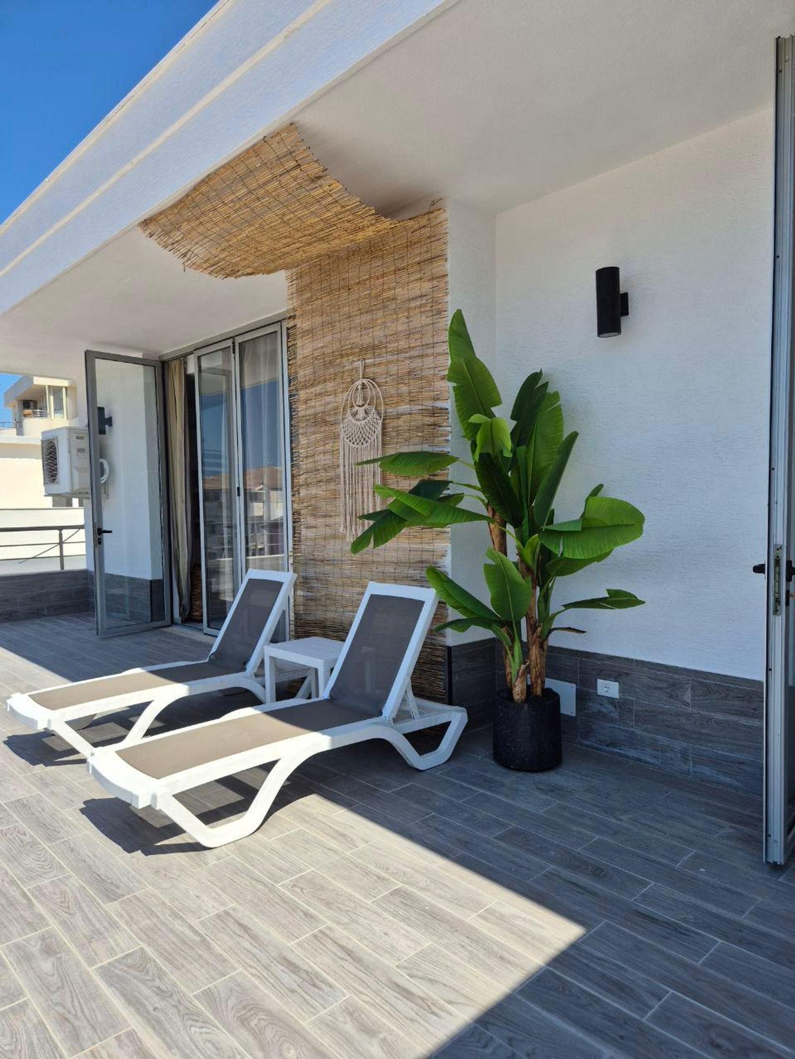 Penthouse zum Kauf in Plazh, Durrës, 126 m² — Foto 2 von 25