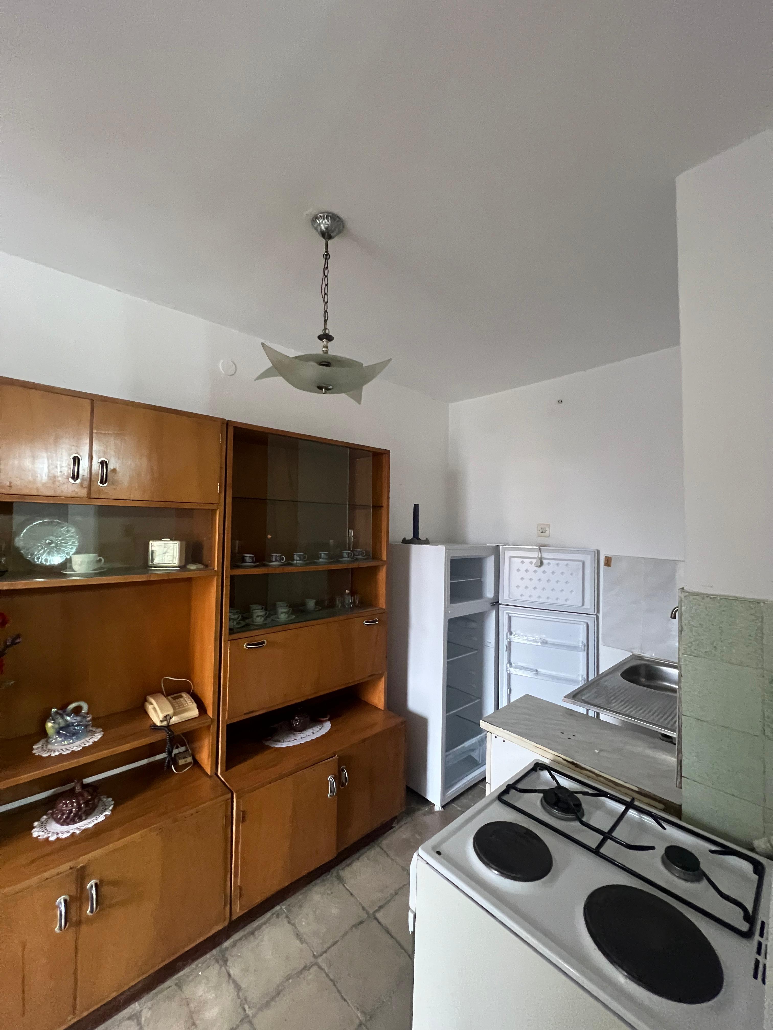 Shitet Apartament 2+1 | Pranë Eftali Koçi, Durrës