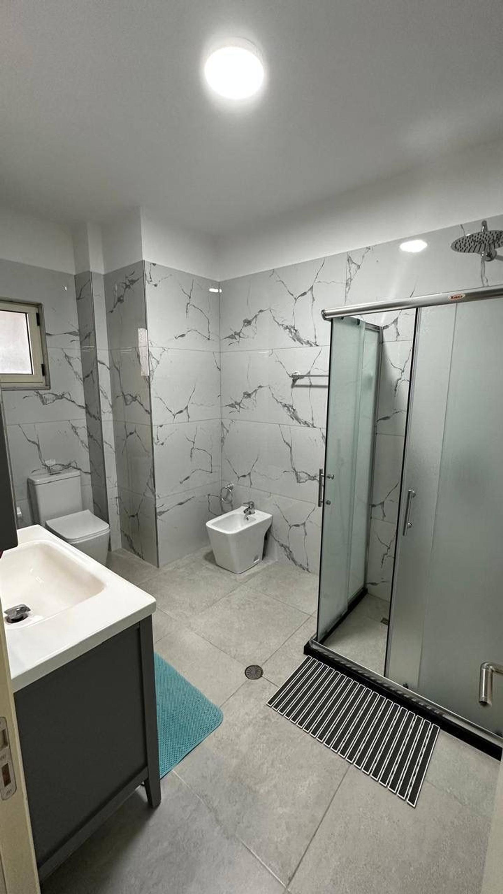 Wohnung 3+1 zum Kauf in Plazh, Durrës, 200 m² — Foto 9 von 17