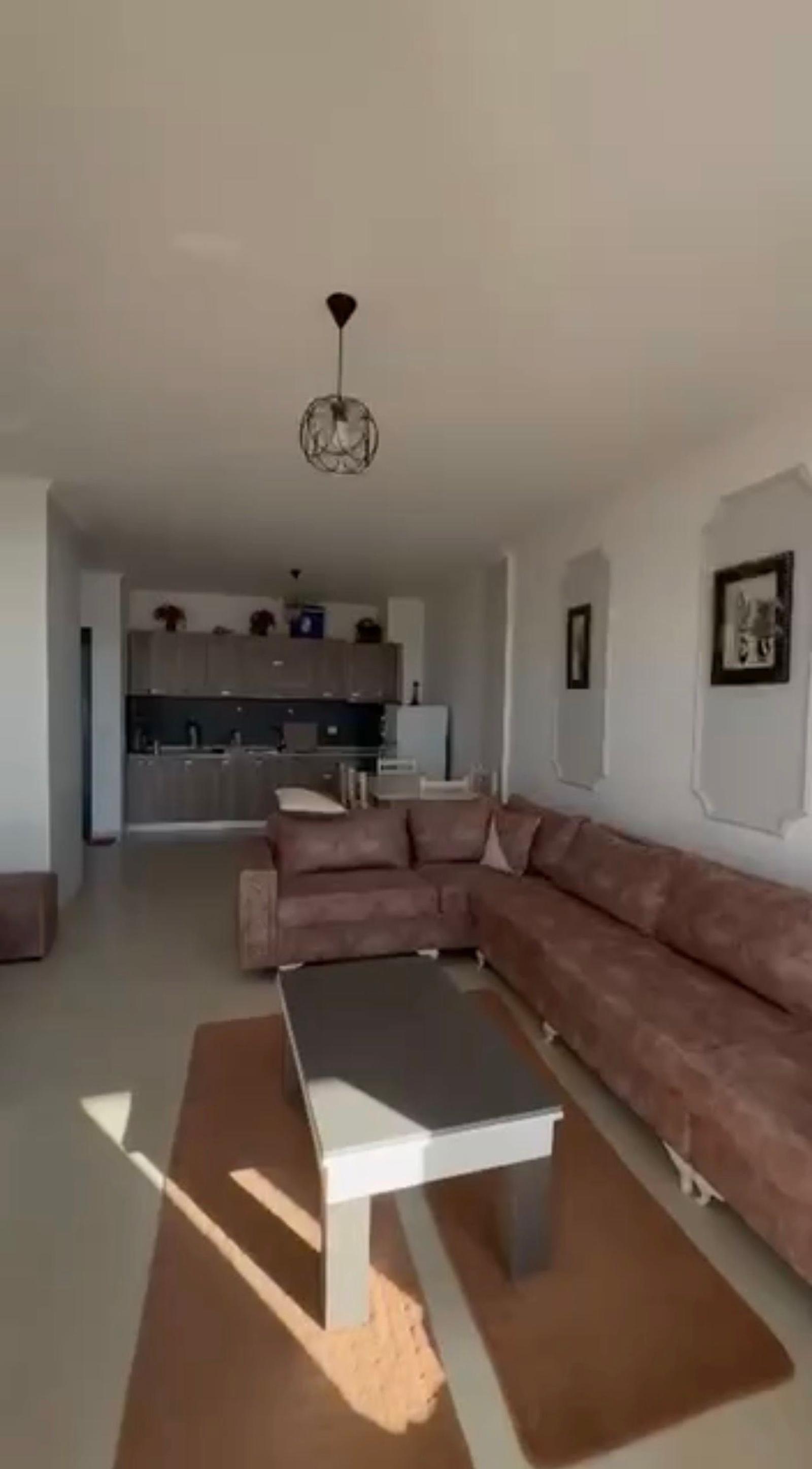 Appartement 1+1 à vendre à Centre-ville, Shëngjin, 80 m², vue mer — photo 2 sur 8