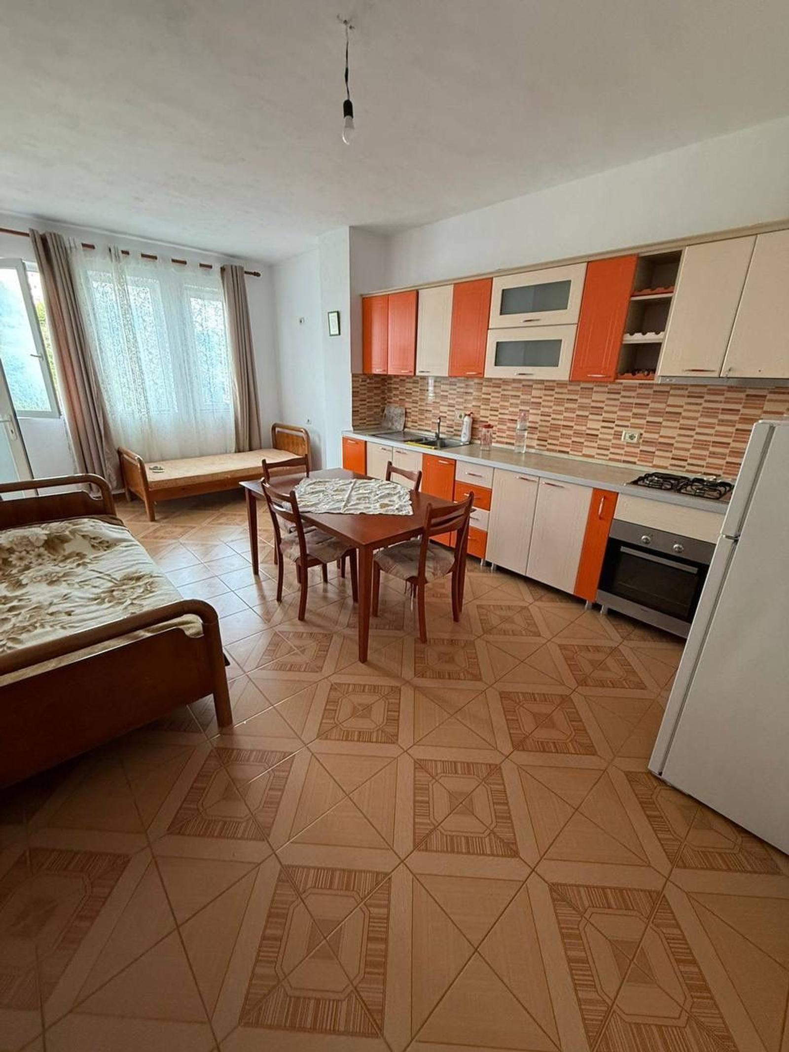 Wohnung 1+1 zum Kauf in Golem, Durrës, 54 m² — Foto 2 von 5