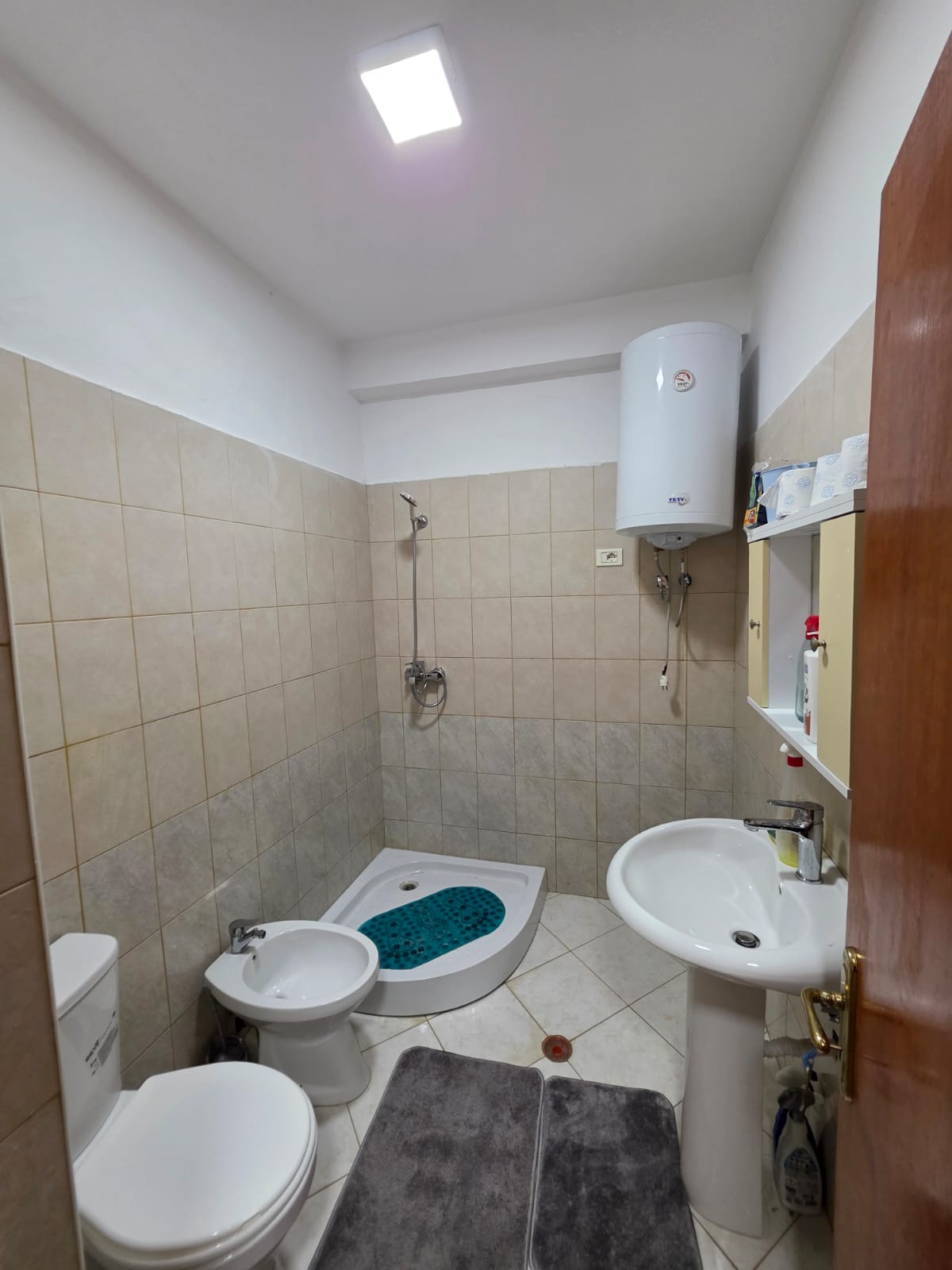 Shitet Apartament 1+1 | Shkëmbi i Kavajës, Durrës