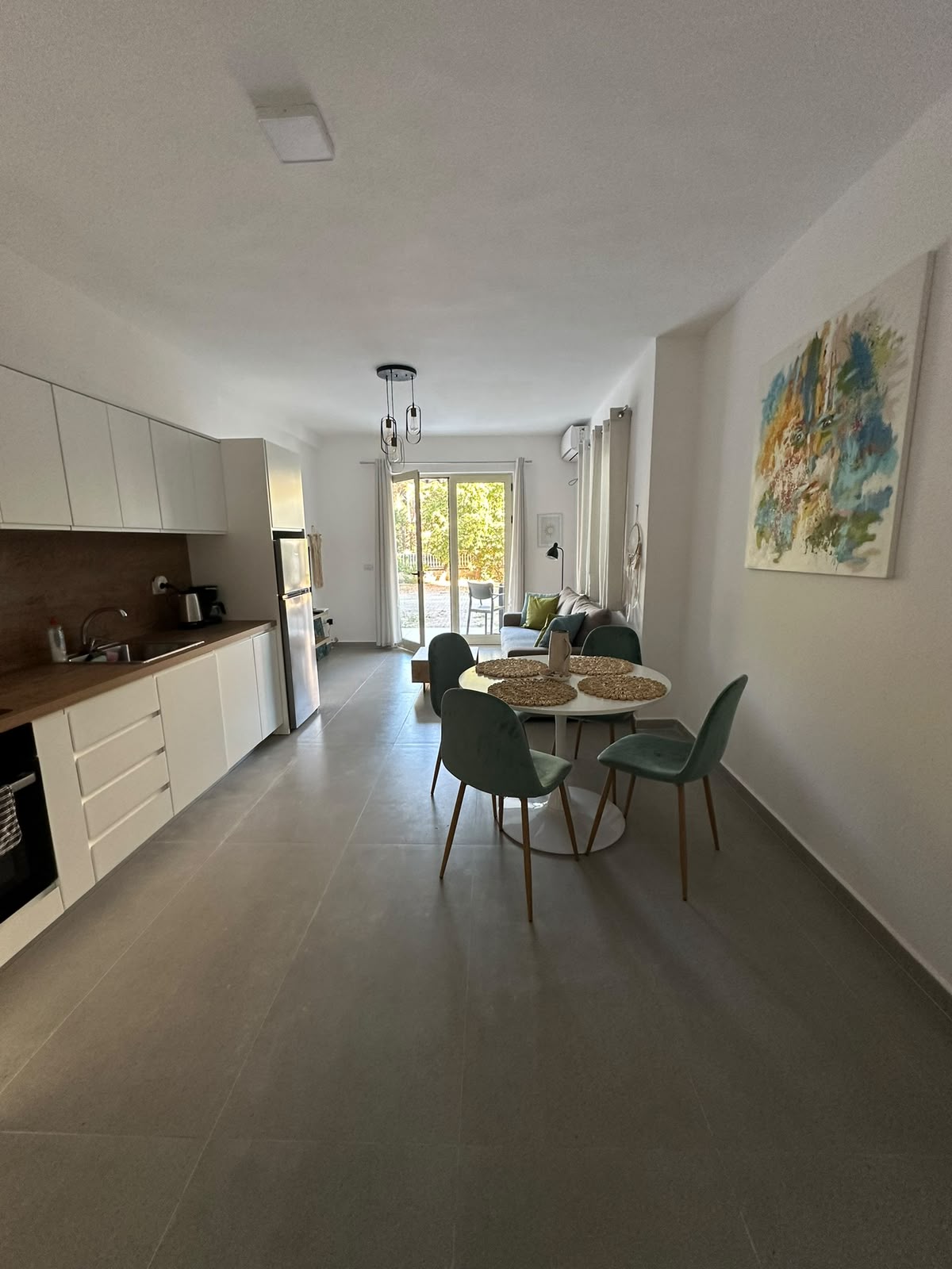 Shitet Apartament 1+1 | Golem, Durrës | 150 m nga Deti
