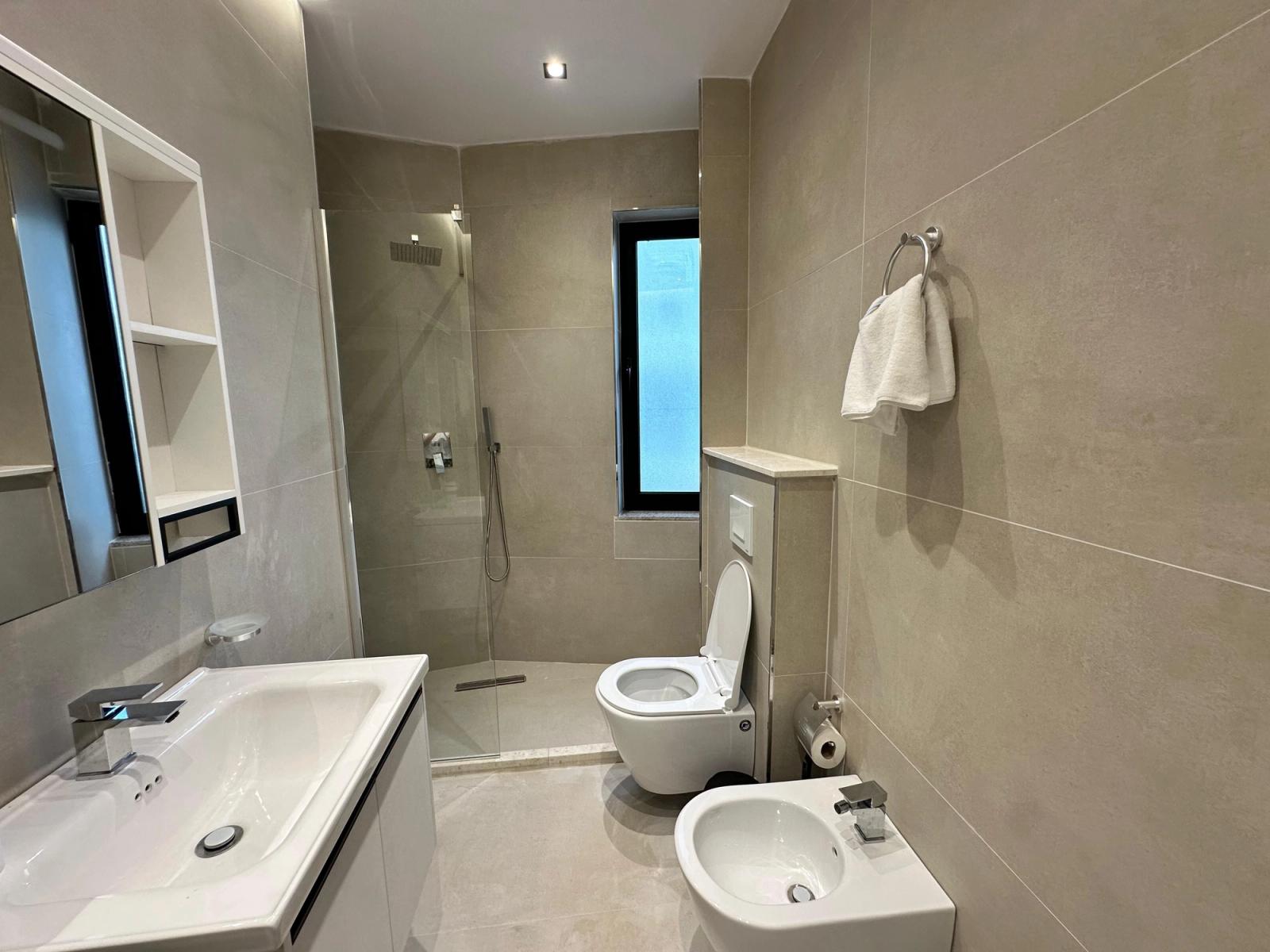 Wohnung zum Kauf in Mali i Robit, Durrës, 33.7 m² — Foto 2 von 18