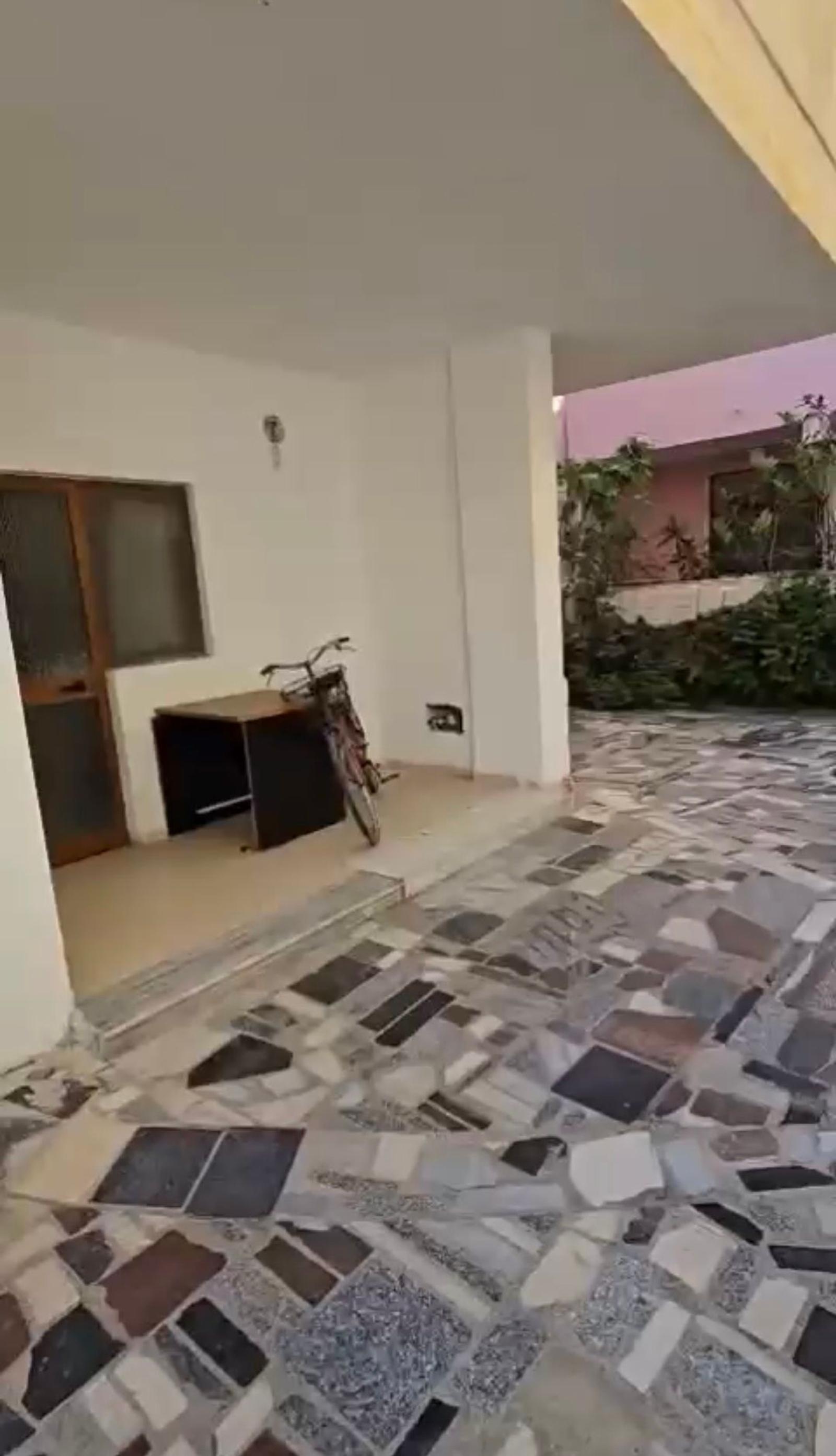 Haus zum Kauf in Stadtzentrum, Durrës, 646 m² — Foto 9 von 10