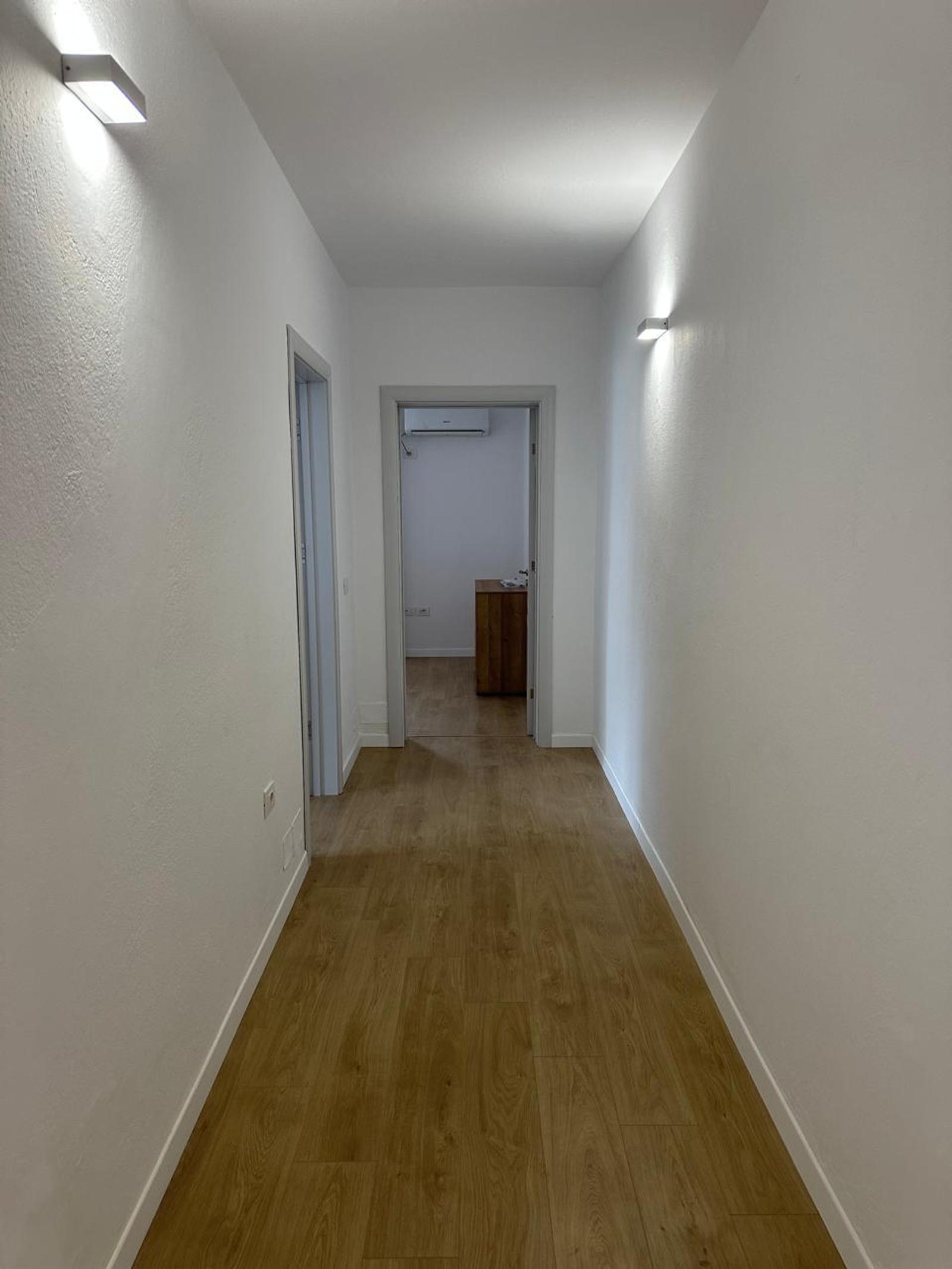 Wohnung 2+1 zum Kauf in Stadtzentrum, Durrës, 120 m² — Foto 16 von 24