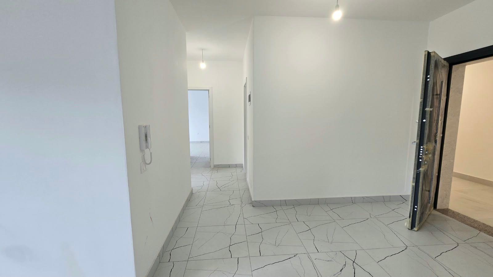 2+1 apartment for sale in Golem, Durres, 96 m² — photo 2 of 13