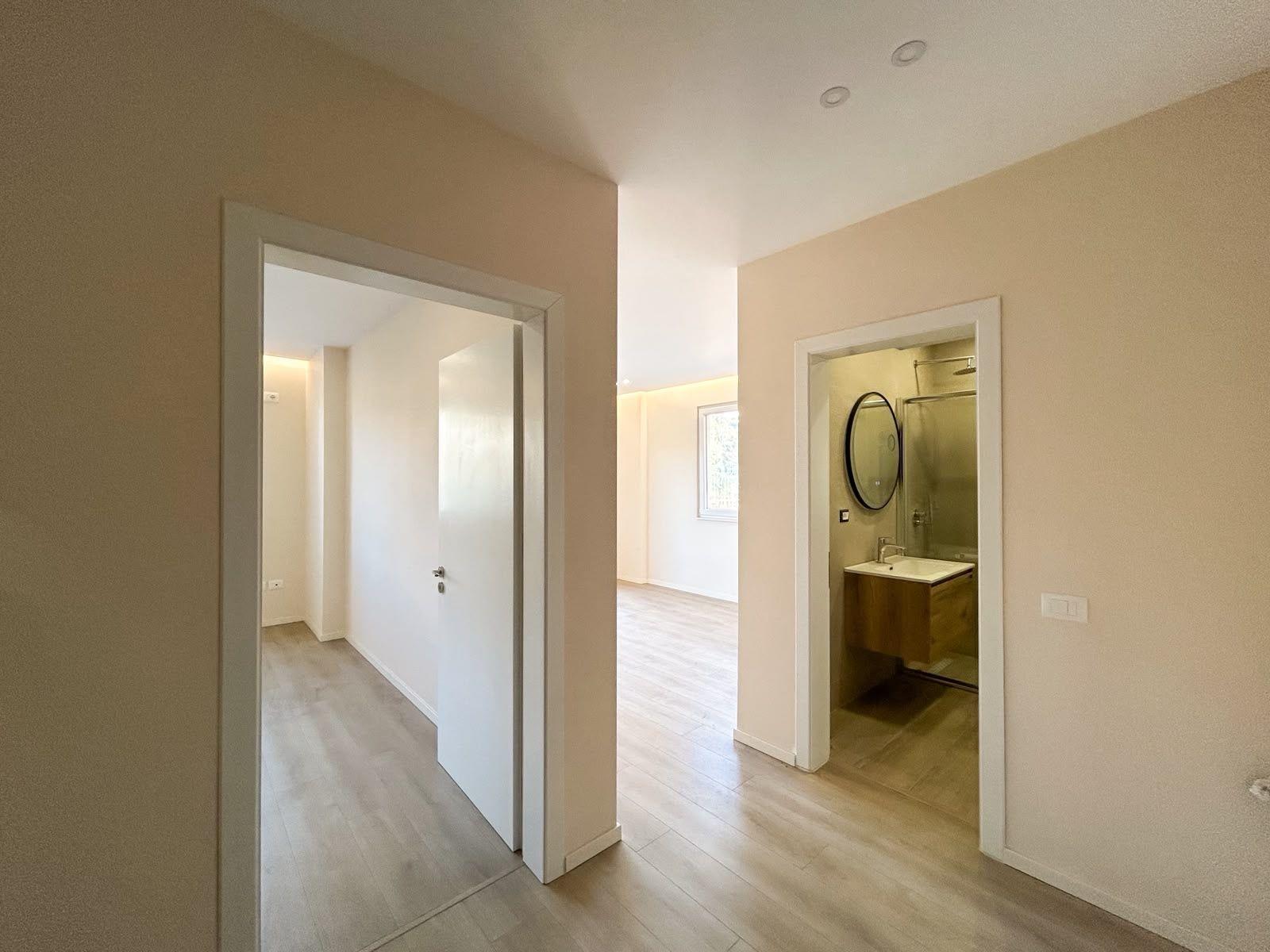 Wohnung 1+1 zum Kauf in Shkëmbi, Durrës, 51 m² — Foto 1 von 25