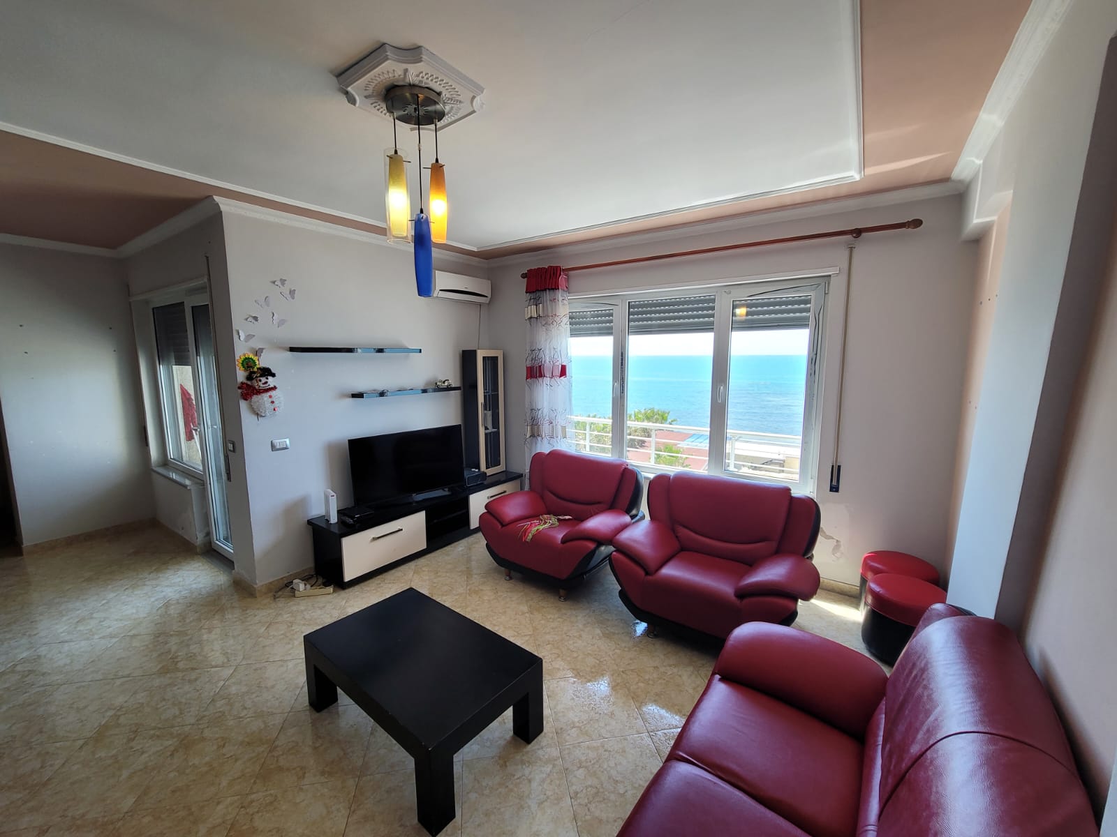 Shitet apartament 2+1 në Currila Durrës!