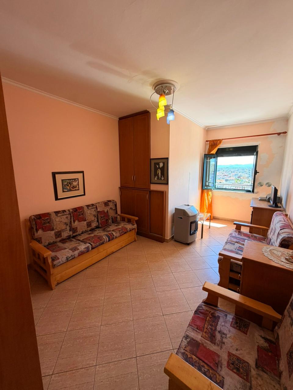 Shitet Apartament 3+1+2 | Tregu i Vogël, Durrës