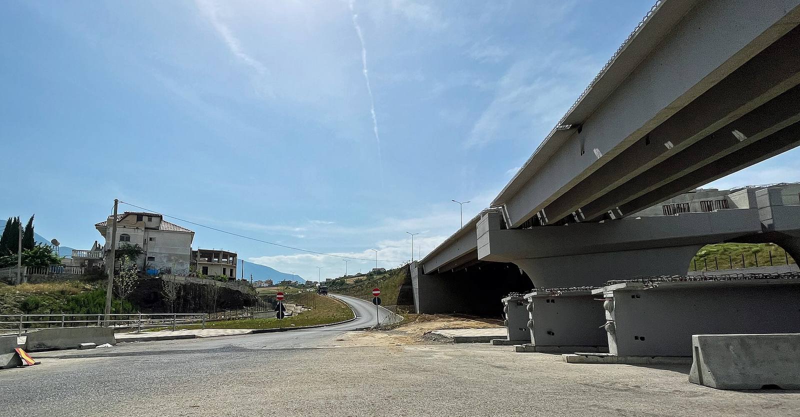 The Great Ring roundabout at Shkozë, Tirana