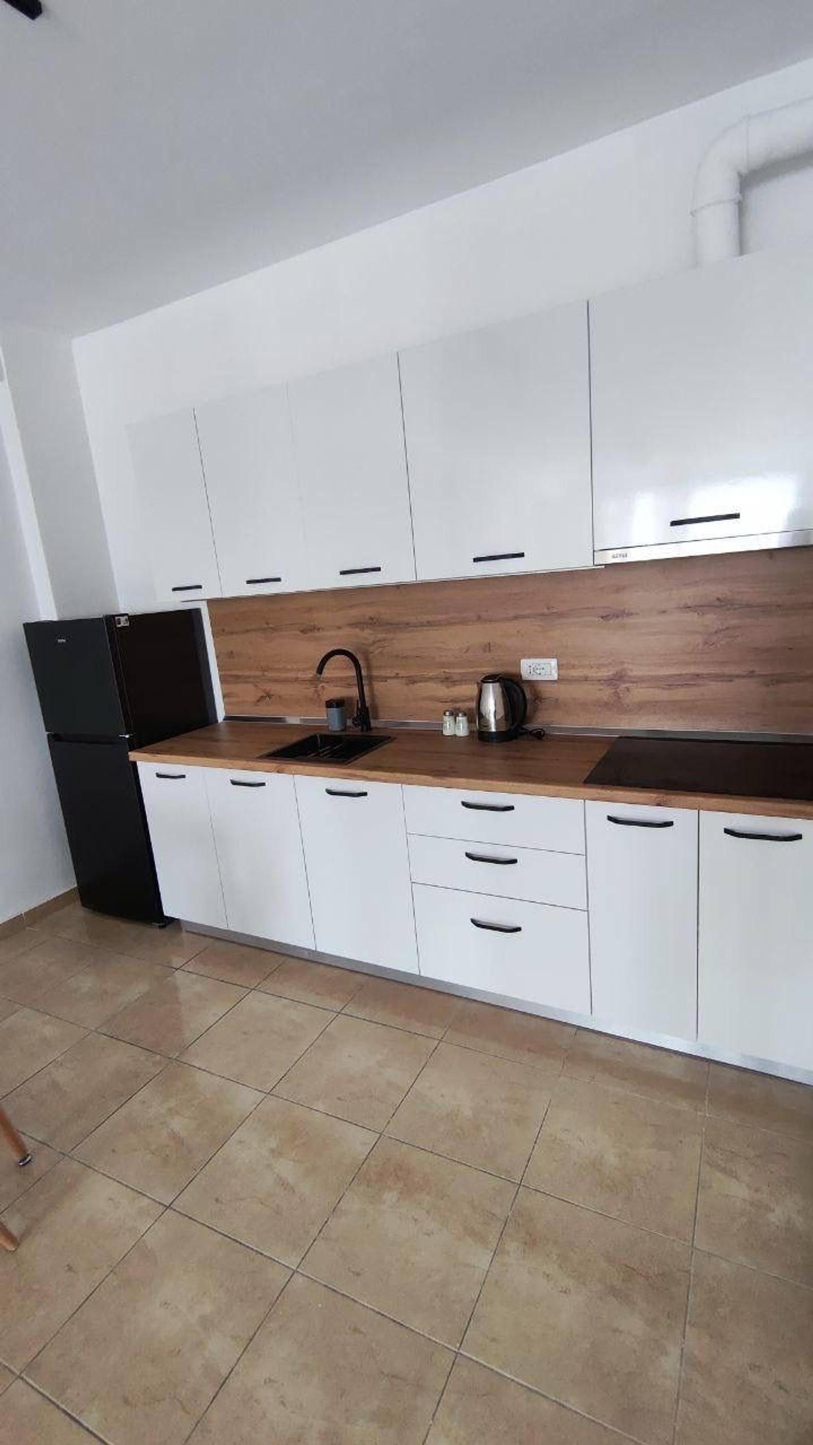 Wohnung 1+1 zum Kauf in Plazh, Durrës, 74.2 m² — Foto 2 von 14