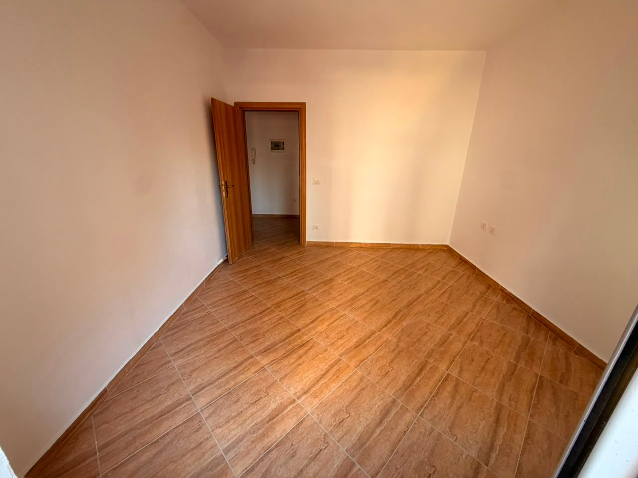 Shitet Apartament 1+1 | Plazh Hekurudha, Durrës