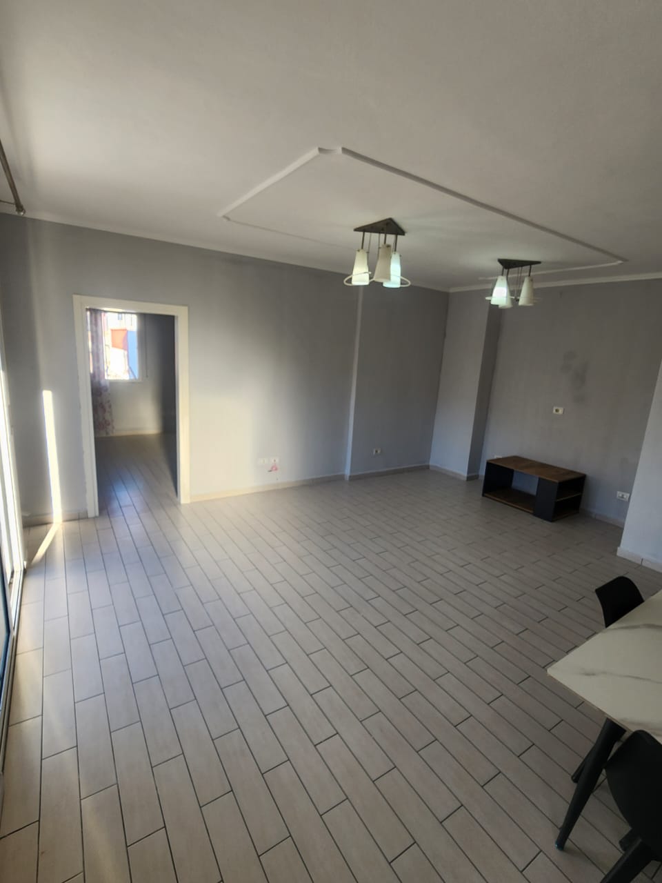Shitet Apartament 1+1 me Verandë | Plazh Hekurudha, Durrës
