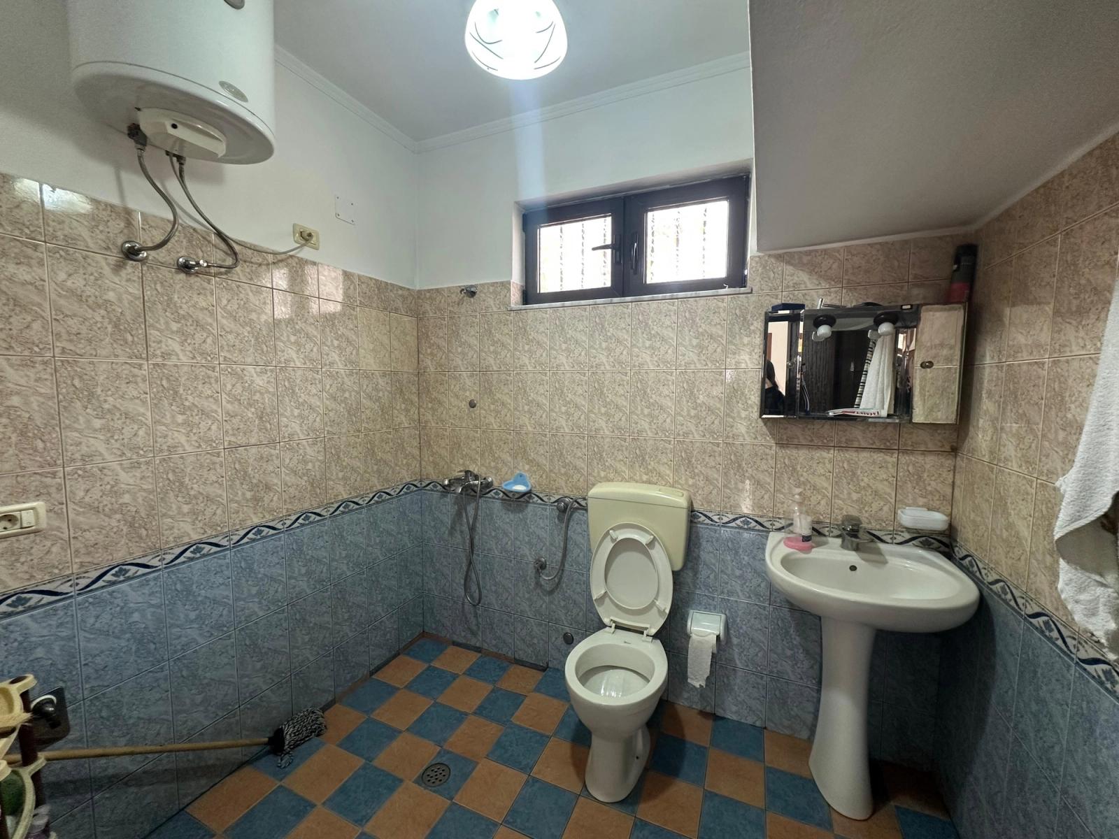 Wohnung 3+1 zum Kauf in Stadtzentrum, Durrës, 352 m² — Foto 11 von 15