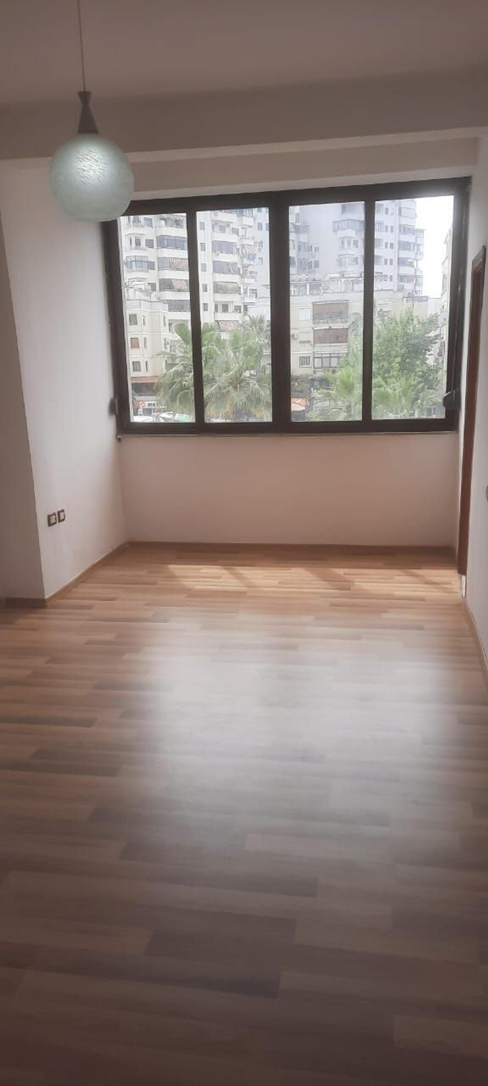 Wohnung 2+1 zum Kauf in Stadtzentrum, Durrës, 92 m² — Foto 1 von 10