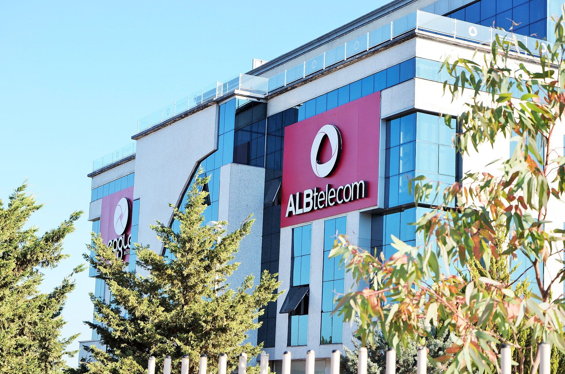 The ALBtelecom headquarters in Kashar — Shpendigjana