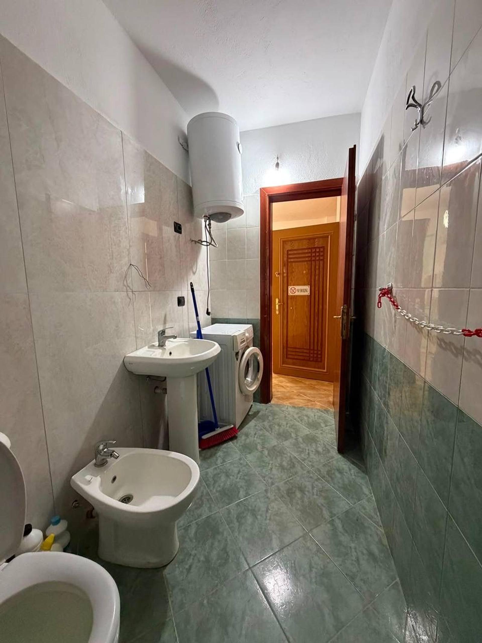 Wohnung 1+1 zum Kauf in Shkëmbi, Durrës, 51 m² — Foto 2 von 9