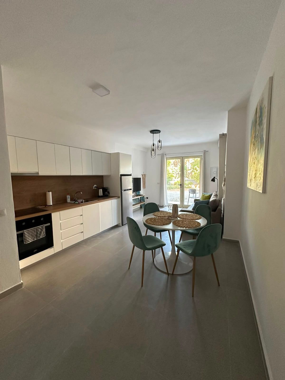 Shitet Apartament 1+1 | Golem, Durrës | 150 m nga Deti