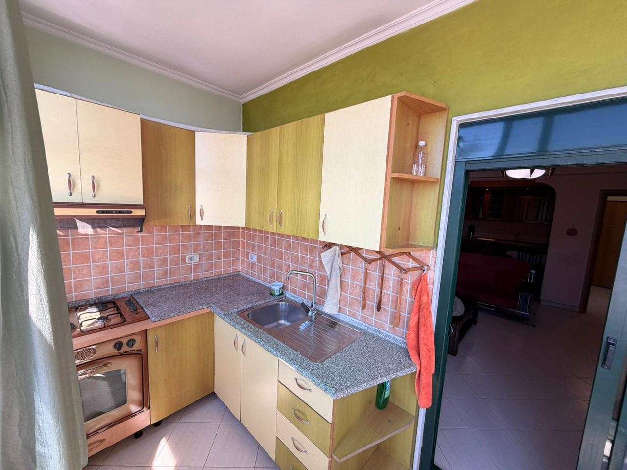 Shitet Apartament 3+1+2 | Tregu i Vogël, Durrës