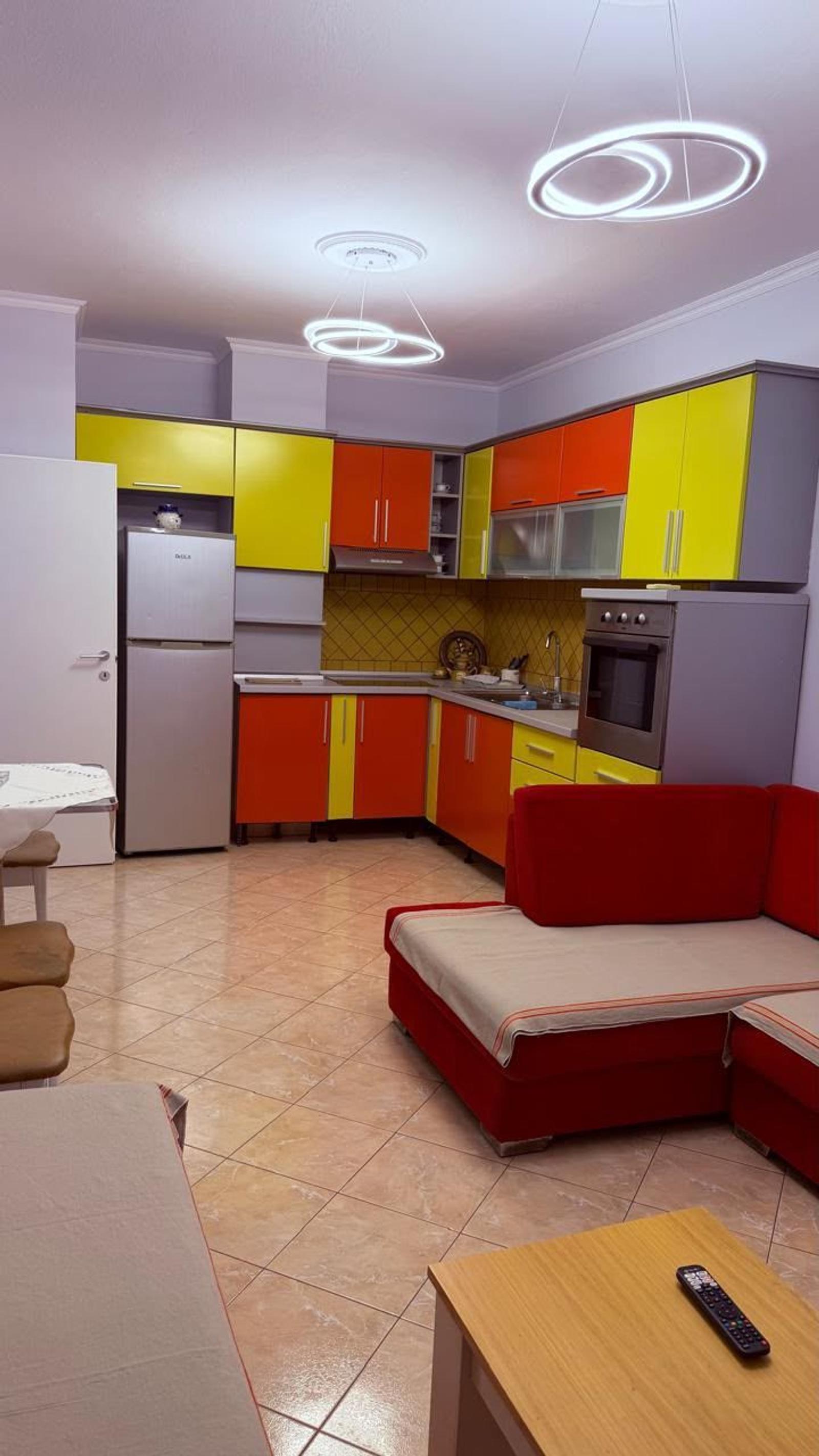 1+1 with patio and garage, Shkëmbi i Kavajës, 44 m², Durres