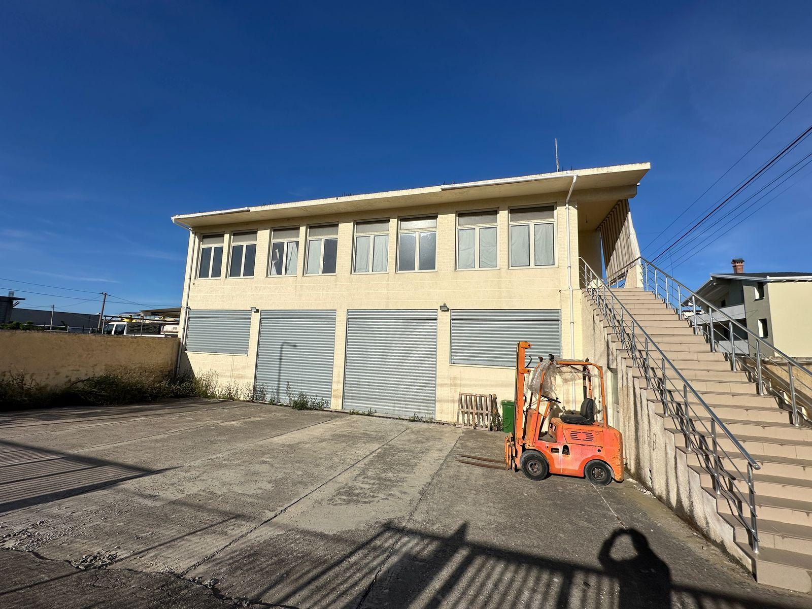 Spazio commerciale, in vendita, Porto Romano, Durazzo, 740 m² — foto 1 di 10
