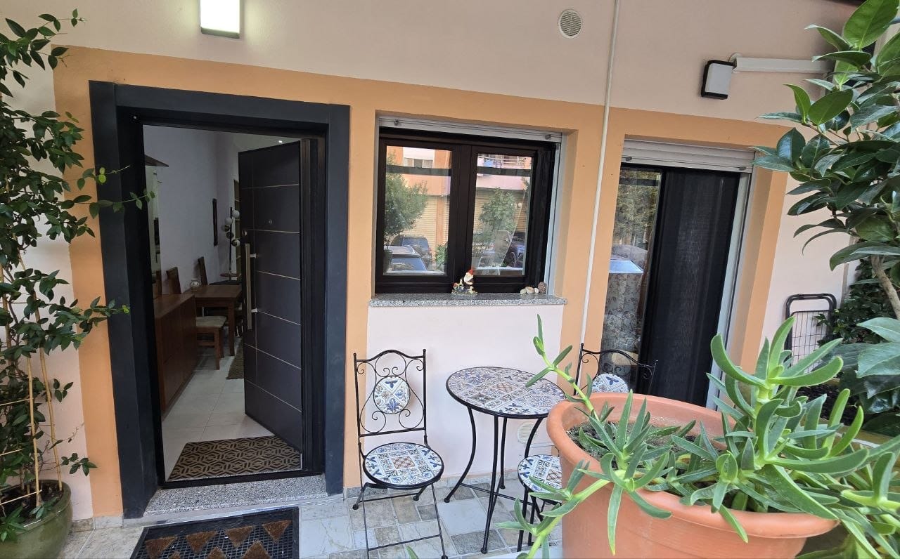 Shitet Apartament 1+1 | Golem, Durrës